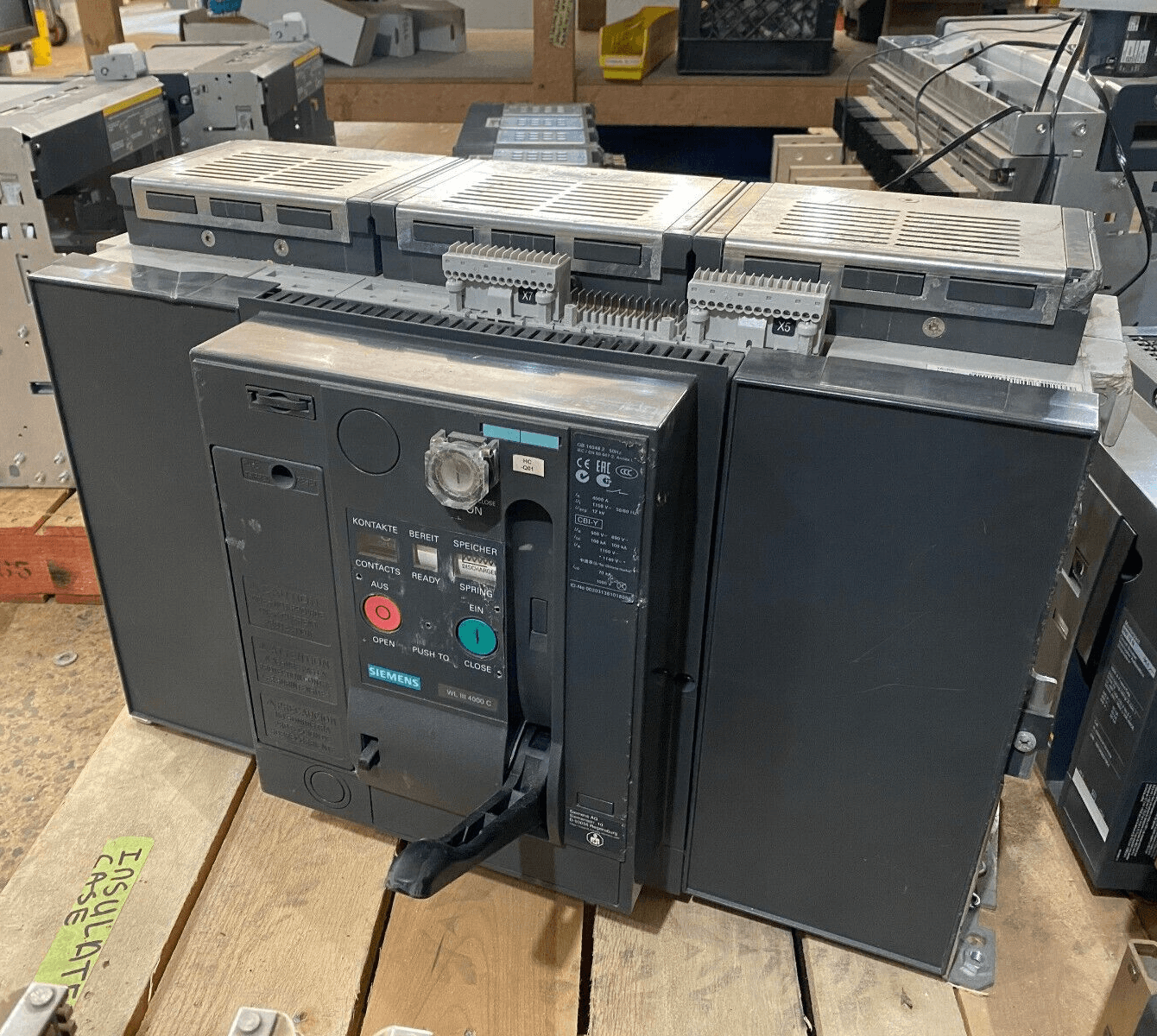 Siemens WLL3F340 Circuit Breaker 4000A 3P 600V 3PH WL Series 4000 Amp 3 Pole – image 1