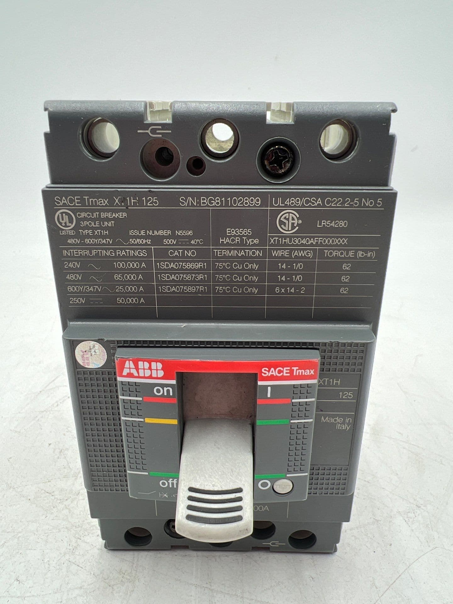 ABB XT1HU3040AFF000XXX Circuit Breaker — image 1 of 6