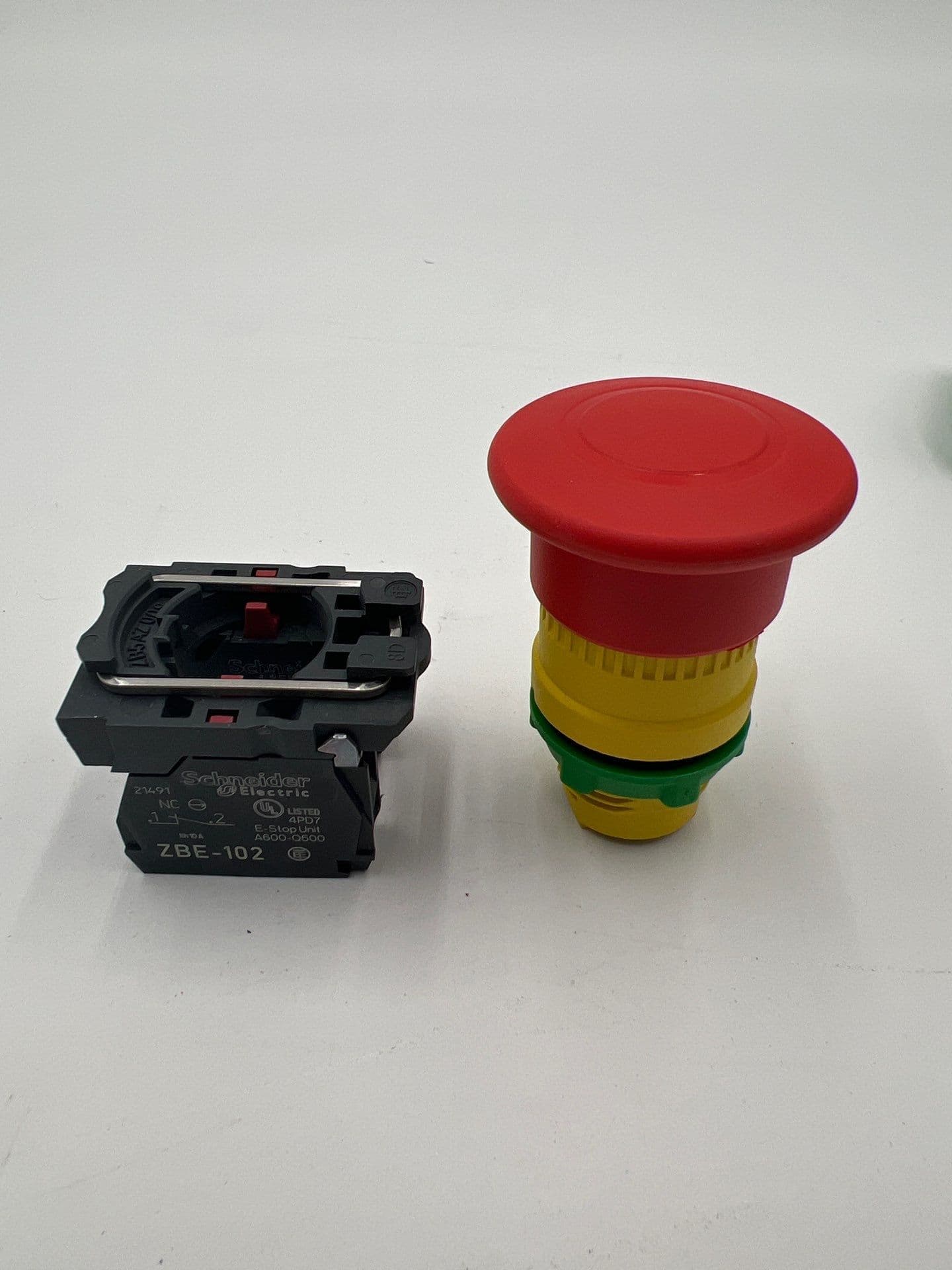 Square D ZB5AT84/ZB5AZ104 Accessory — image 1 of 2