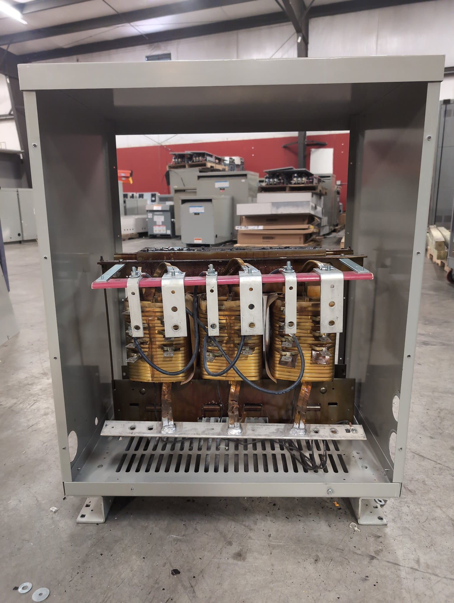 GE 9T23B3875G03 Dry Type Transformer 112.5kVA 480V-208/120V – image 1