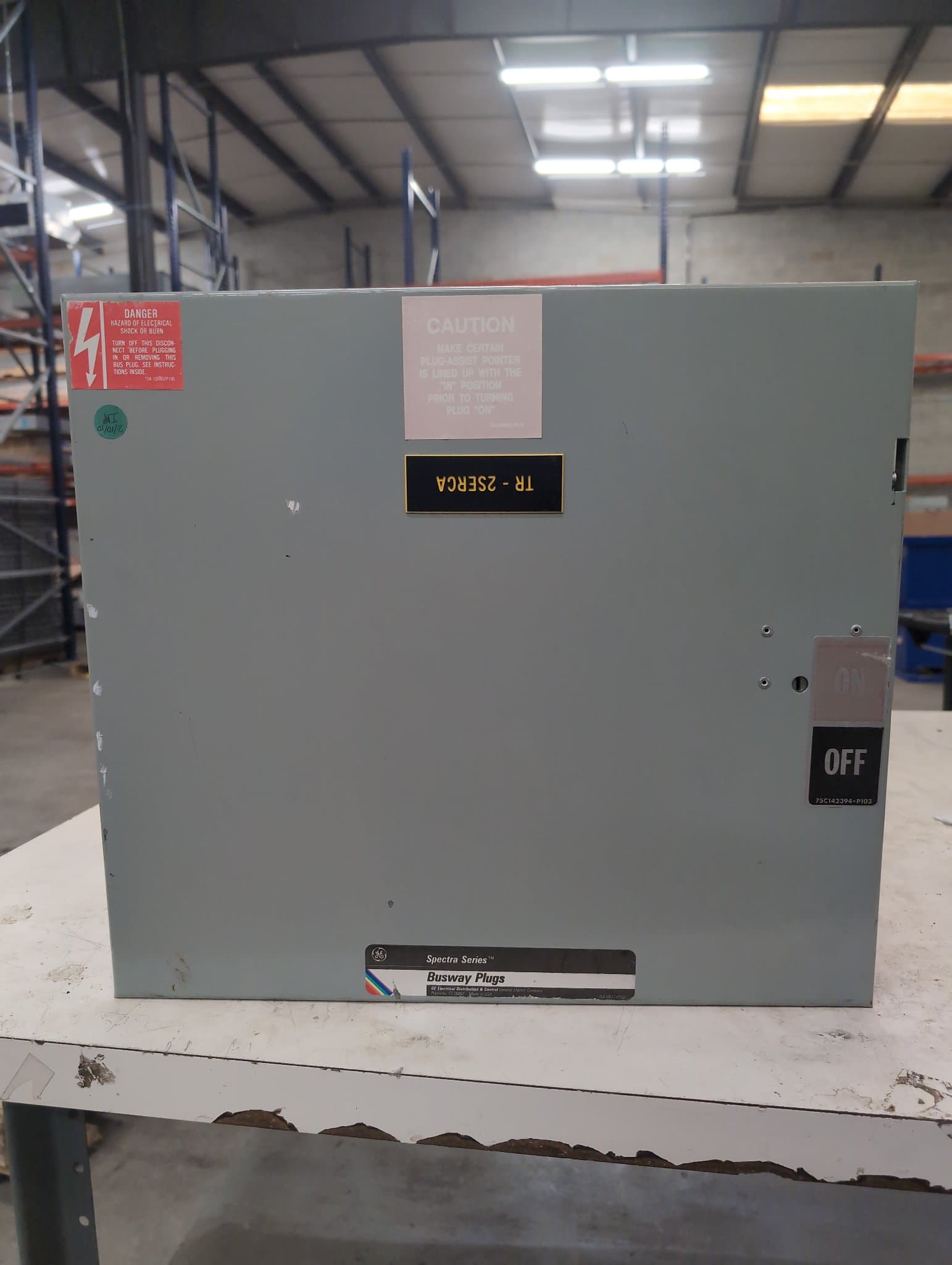 GE SB365RGR Spectra Series Bus Plug 400A 600V Indoor – image 1