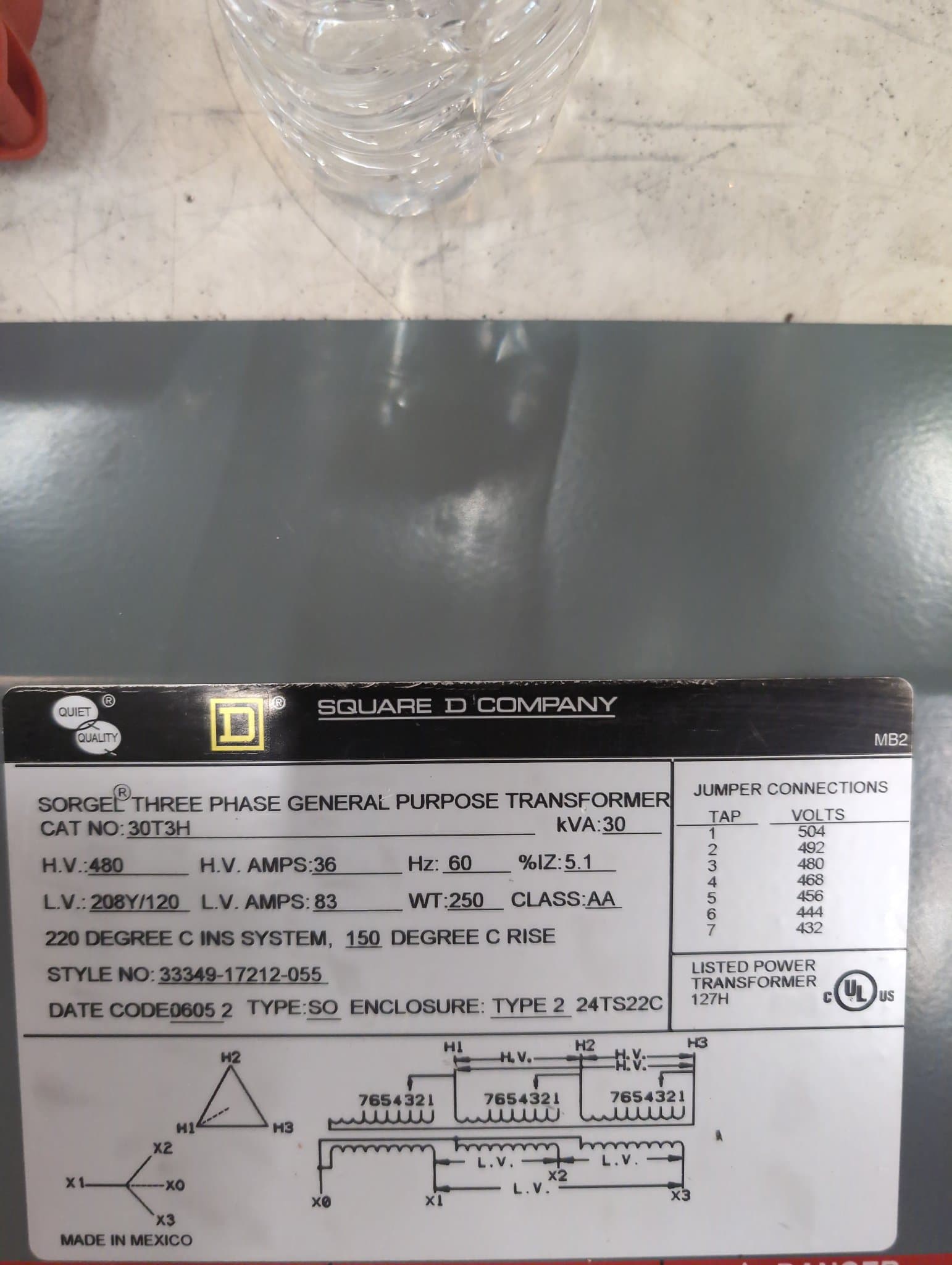 Square D 30T3H Dry Type Transformer 30kVA 480V-208/120V Indoor – image 1