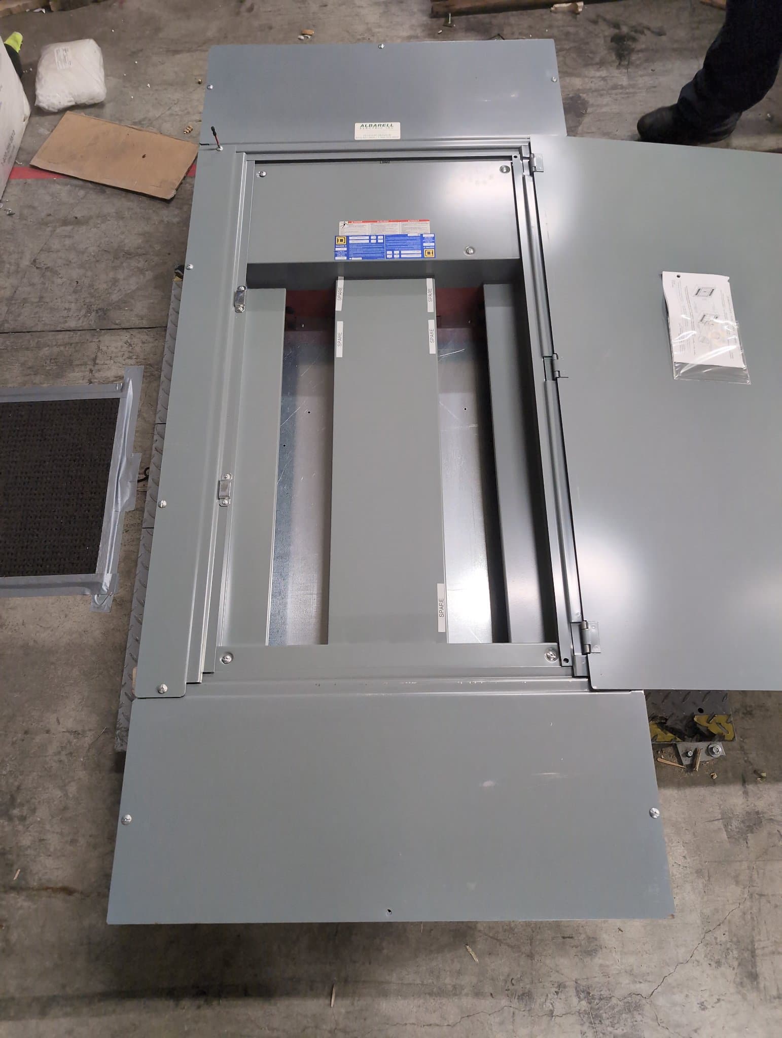 Square D HCM I LINE Panelboard 800A 208Y/120V MLO 60 Spaces – image 1