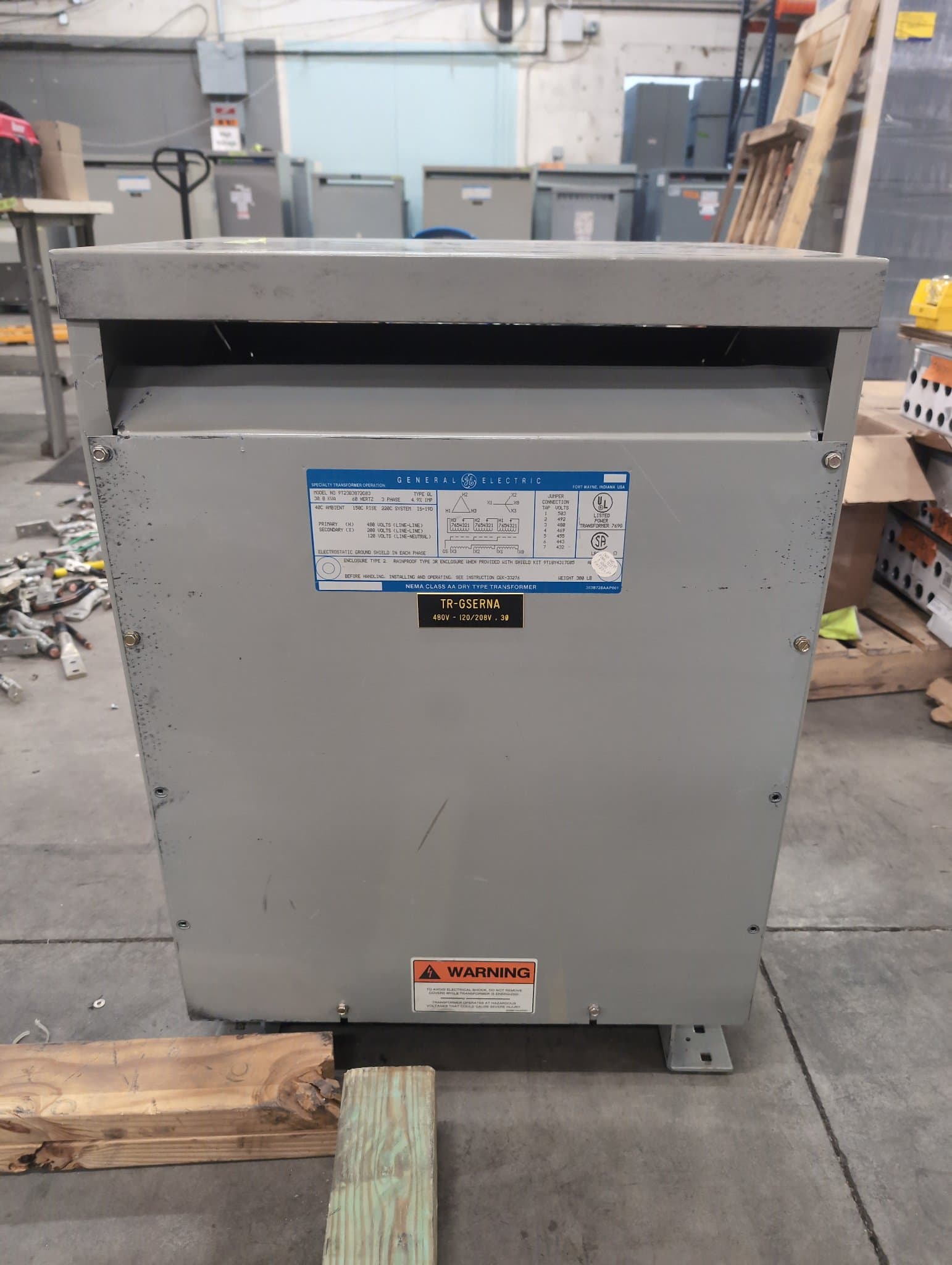 GE 9T23B3872G03 Dry Type Transformer 30kVA 480V/208Y-120V Indoor – image 1