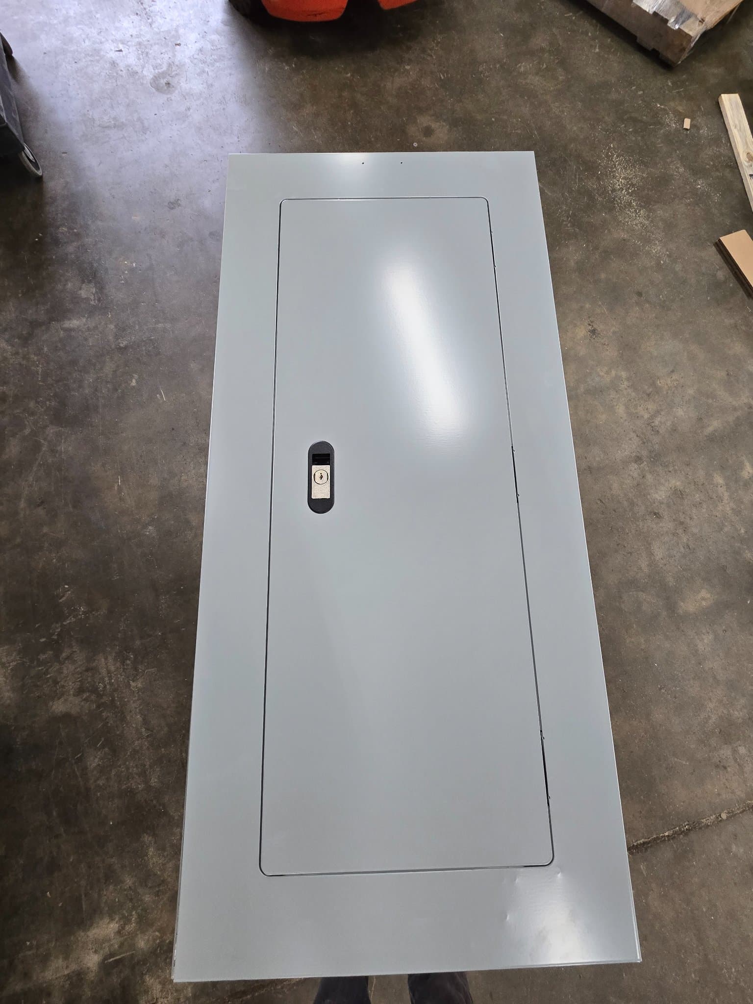 Siemens P1C42BL100BST Panelboard 100A 208/120V 42 Circuits MCB