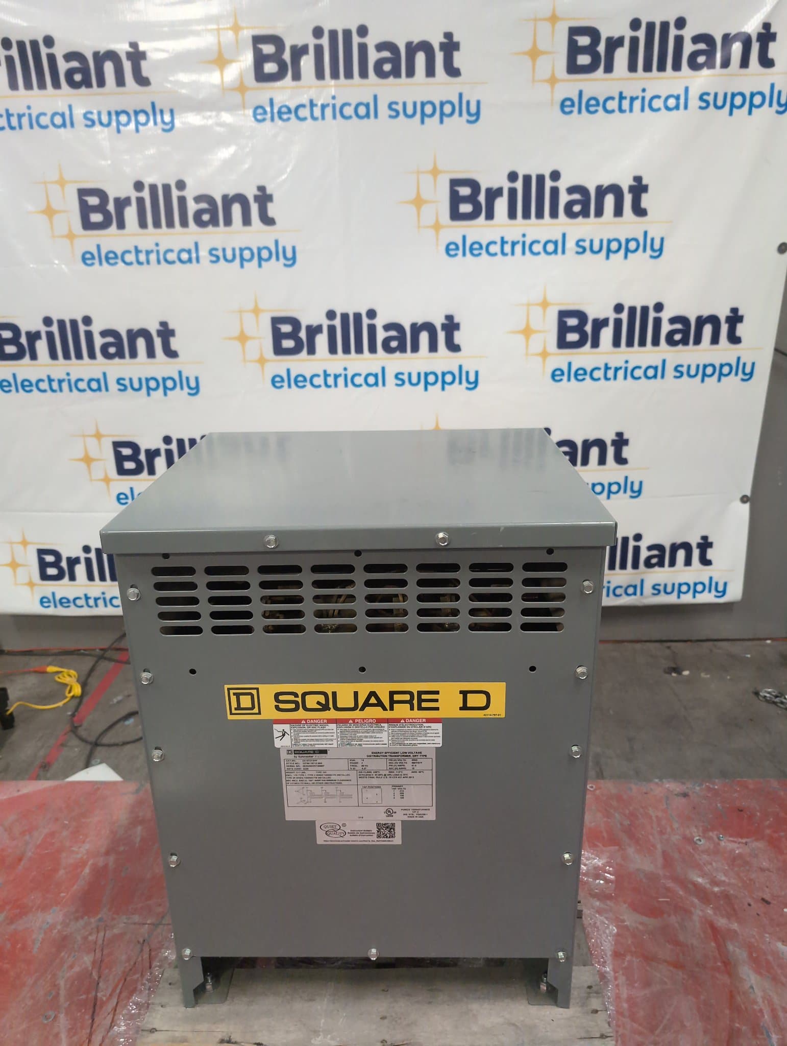 Square D EX15T212HF Dry Type Transformer 15kVA 208V/480Y Indoor – image 1
