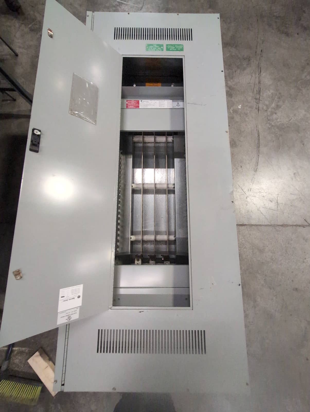 GE APNB28004FH2B Panel — image 1 of 13
