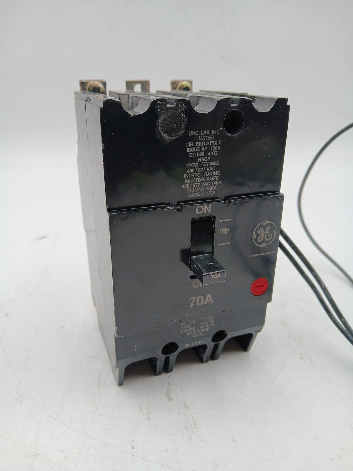 GE TEY370 Circuit Breaker — image 1 of 6