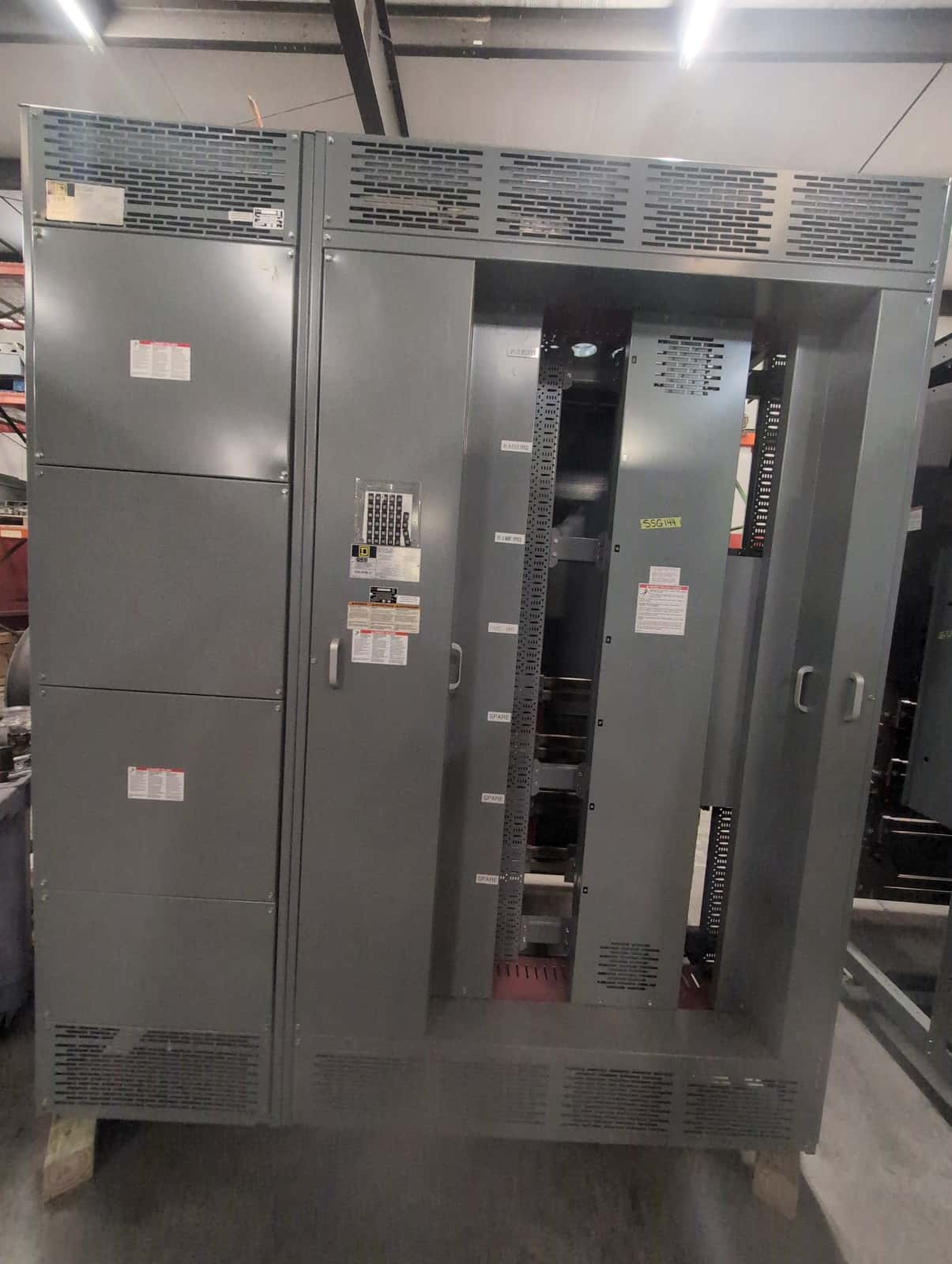 Square D QED Switchboard — image 1 of 16