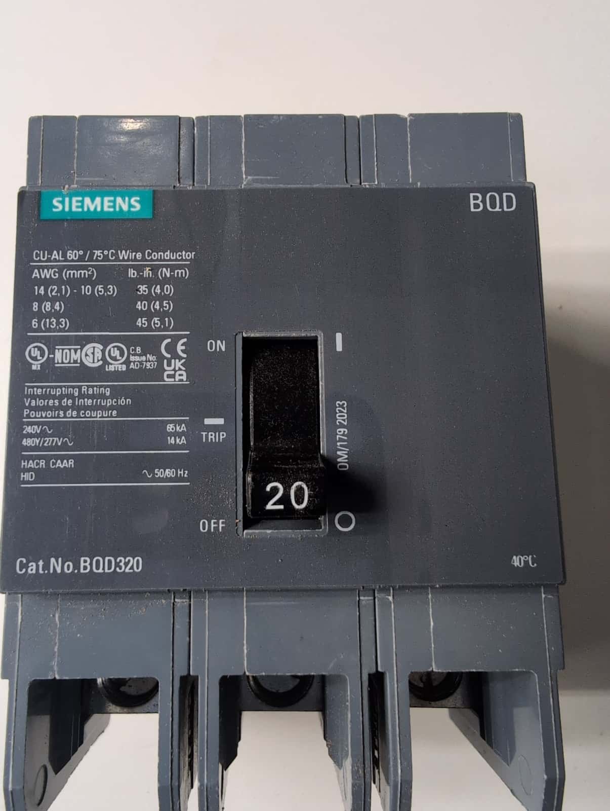 Siemens BQD320 Circuit Breaker 20A 240V 3P