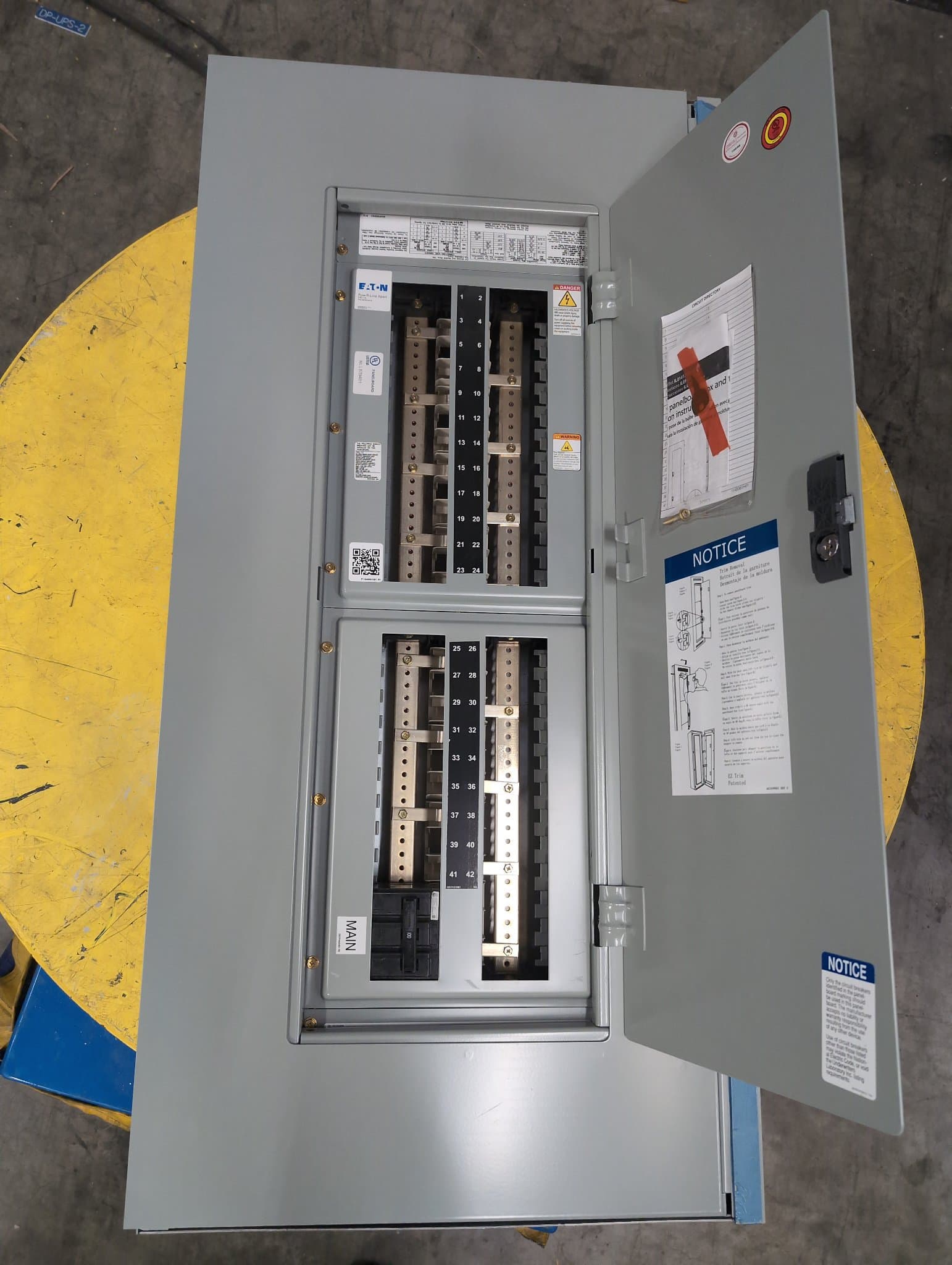 Eaton PRL1X POW-R-LINE Panelboard 100A 208/120V 54 Cir NEMA 1 – image 1