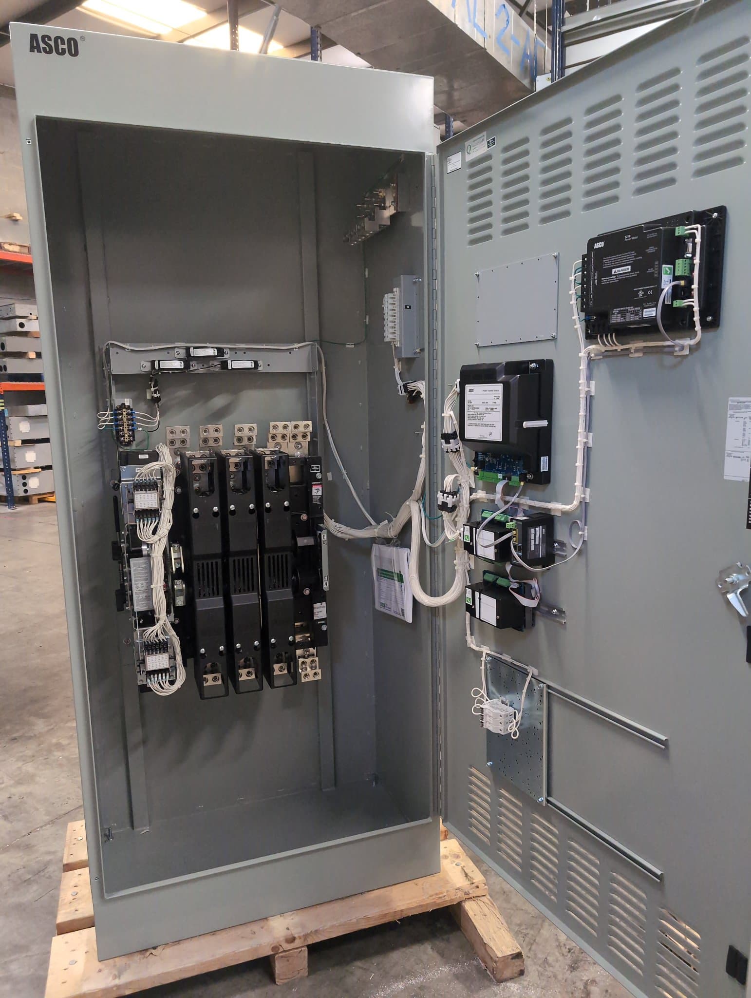 Asco H3ADTSA31200NGXC Automatic Transfer Switch — image 1 of 8