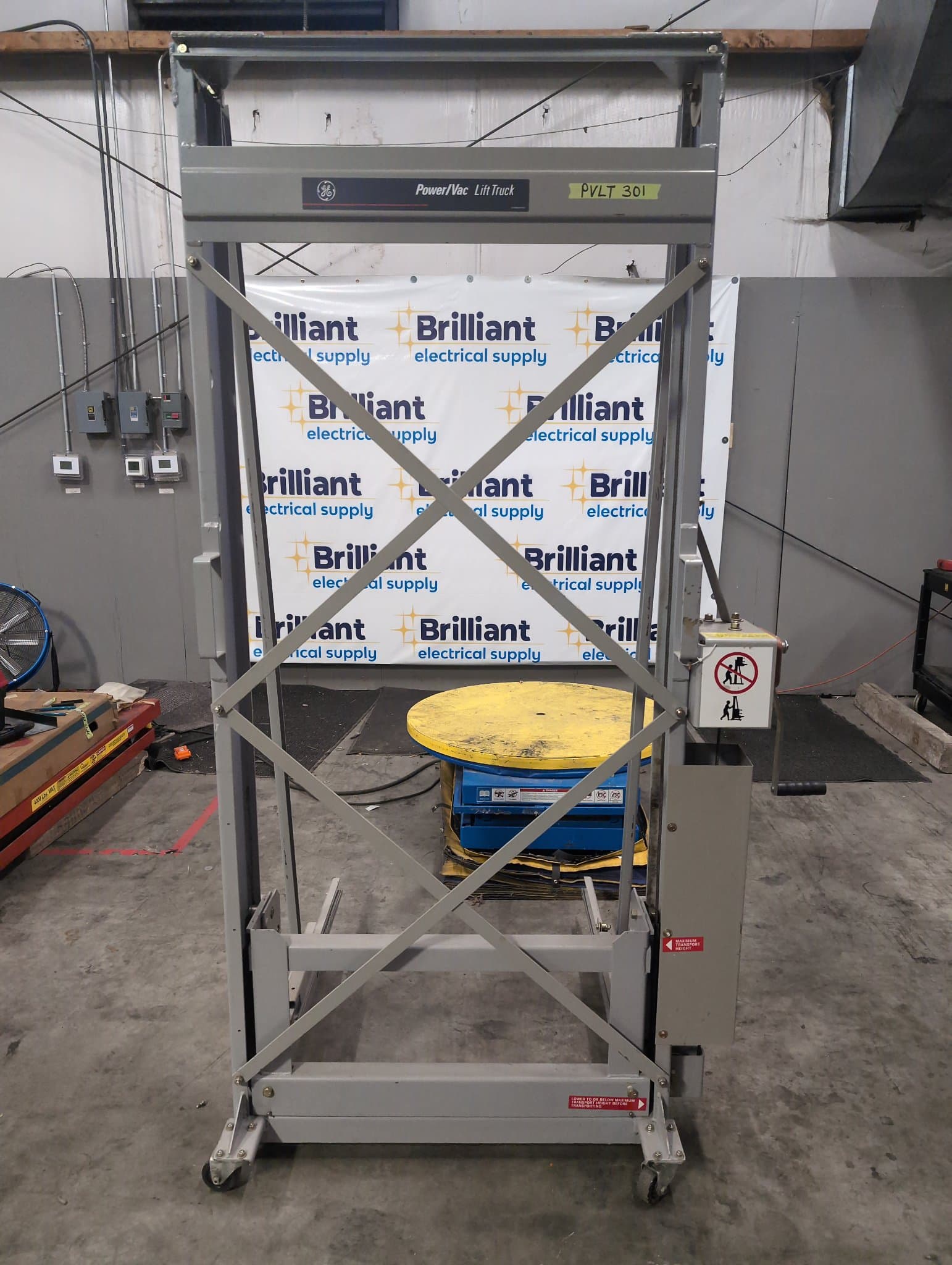 GE POWER/VAC LIFT TRUCK Accessory — image 1 of 7