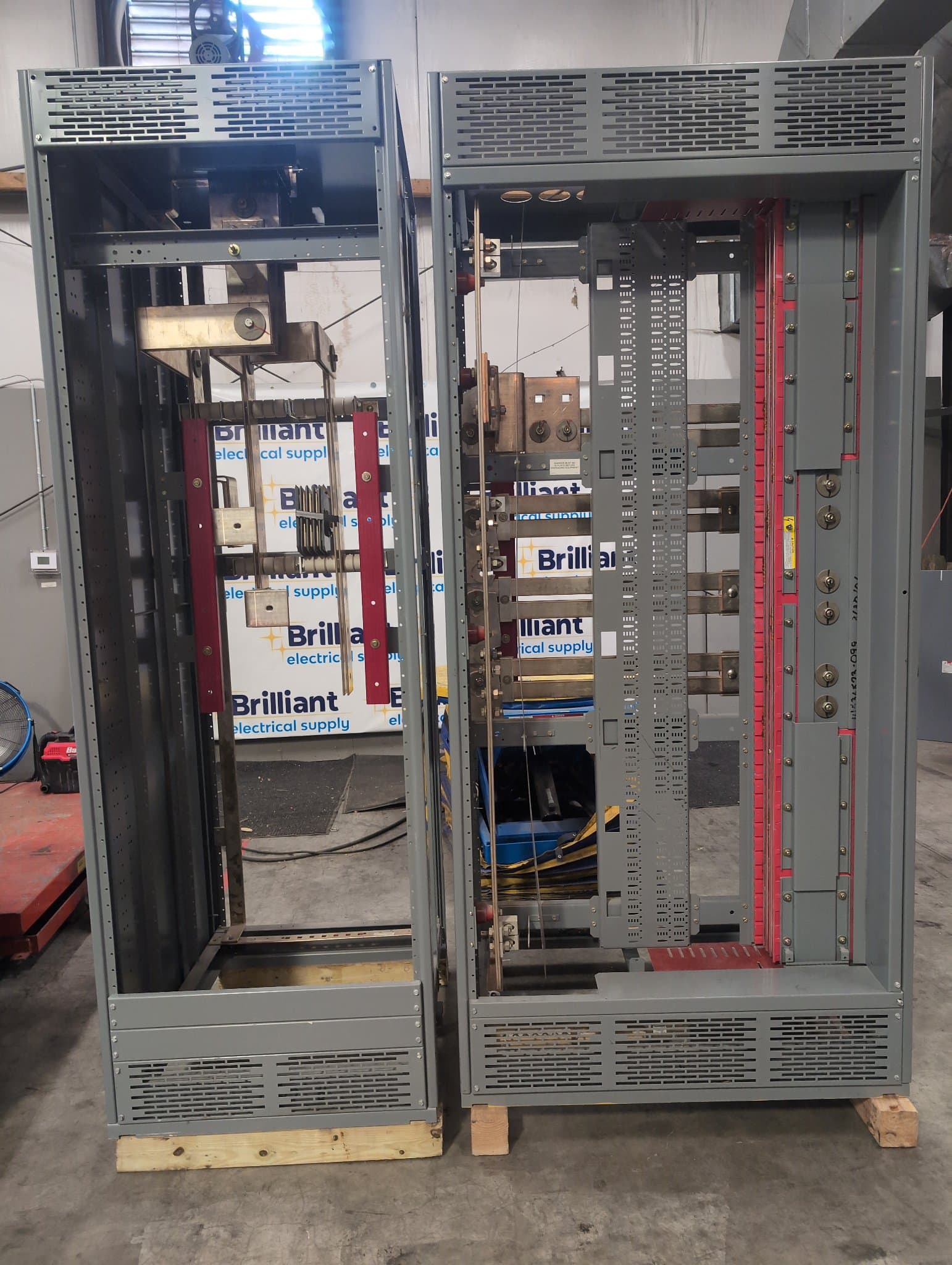 Square D QED Switchboard 2000A 480/277V 3PH 4W NEMA 1