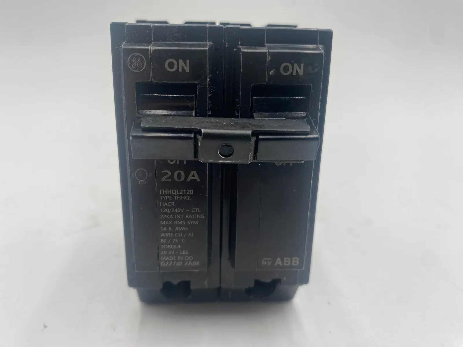 GE THHQL2120 Circuit Breaker 20A 240V 3P THHQL