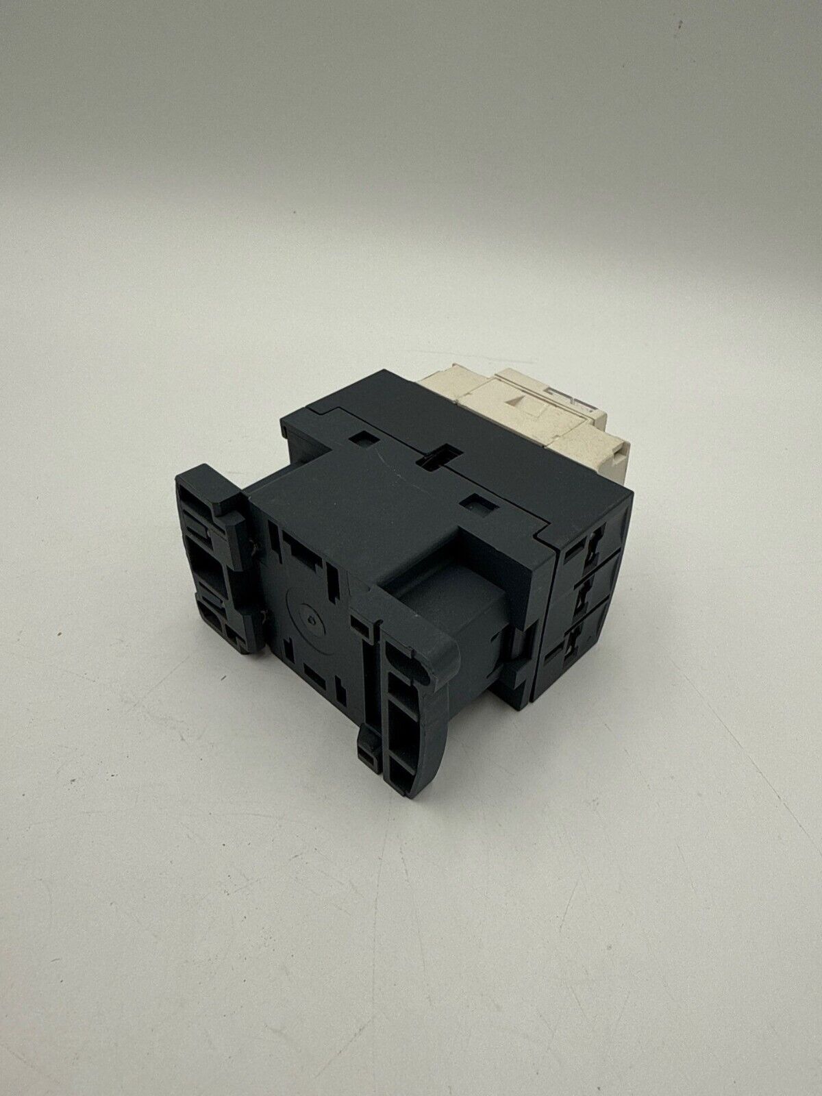 Schneider LC1D18G7 Used