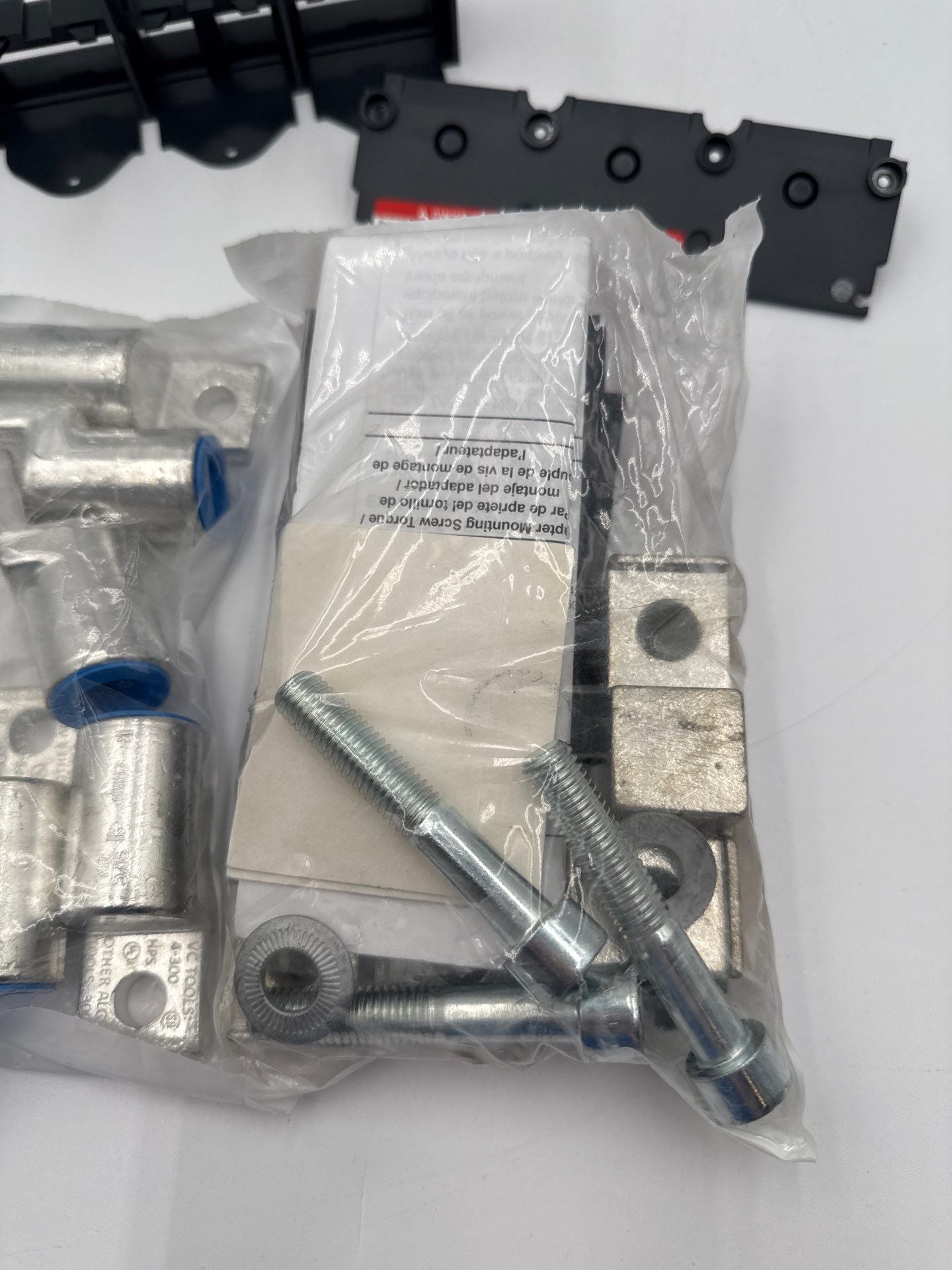 Square D YA600L32K3 Circuit Breaker Compression Lug Kit (6) 600A 3P POWERPACT L New