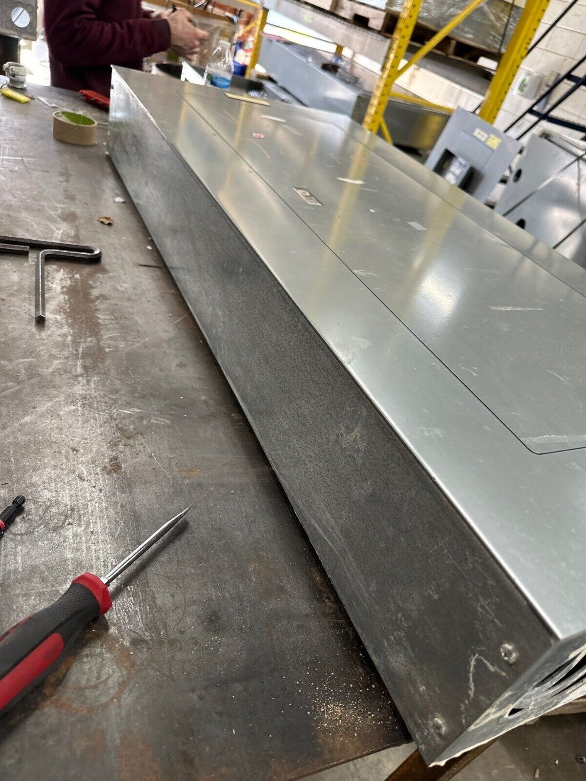 Square D 250A NF Panelboard 240V 600Y/347V 3PH 4W 42 Cir Box MH44 250 Amp P399 Used