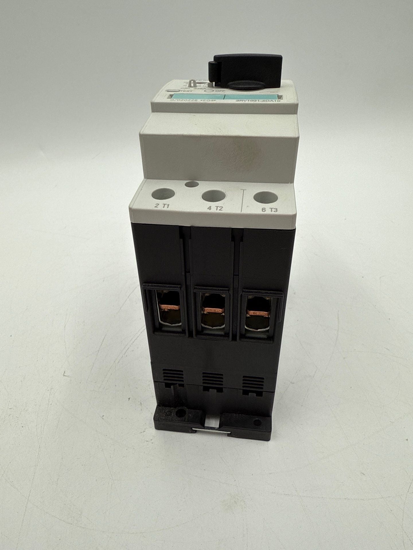 Siemens 3RV1031-4DA10 Circuit Breaker Motor Protector 18-25A 3P Size S2 New