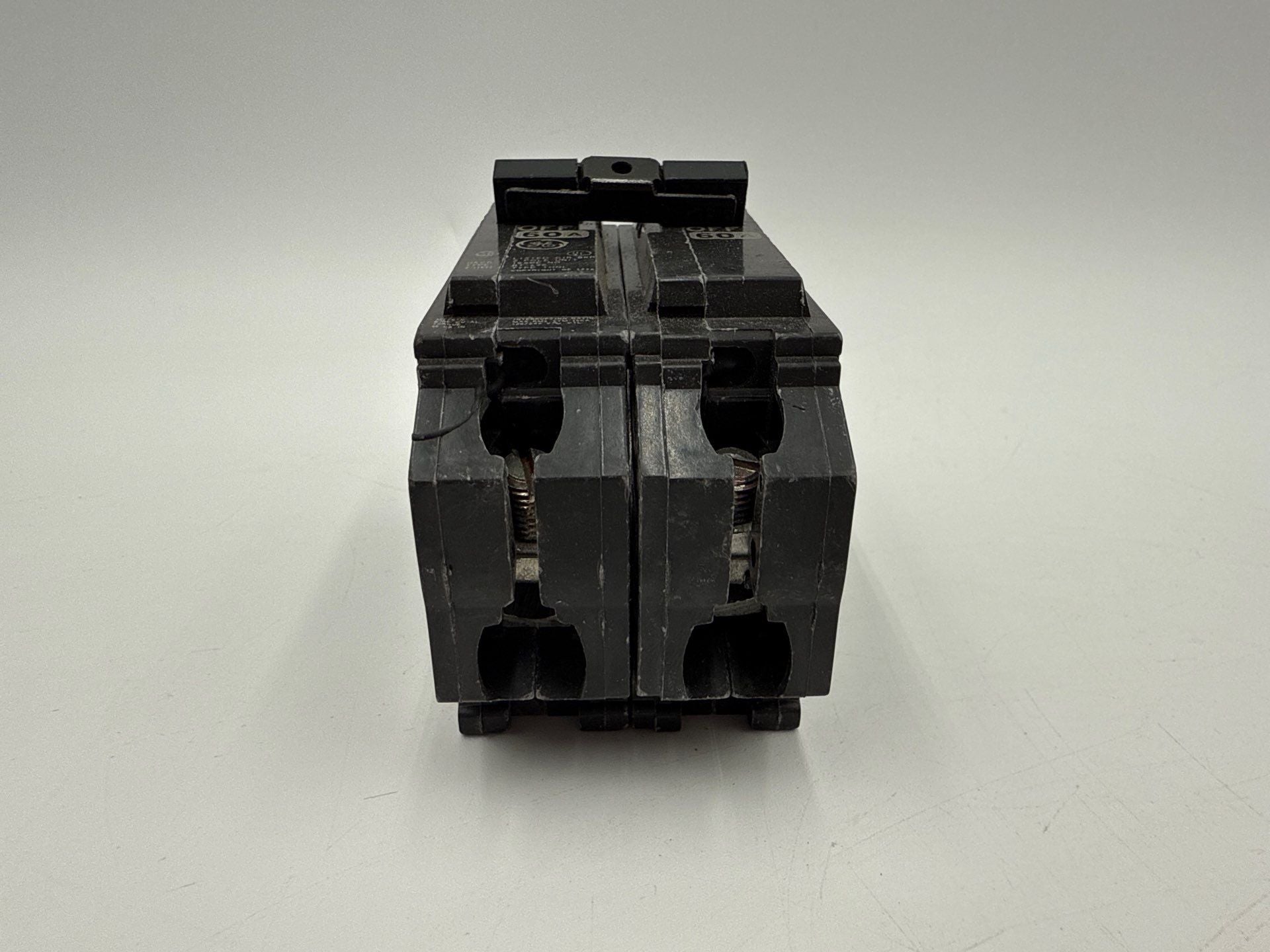 GE THQL2160 Plug On Circuit Breaker 60A 2P 120/240V THQL 60 Amp 2 Pole Used