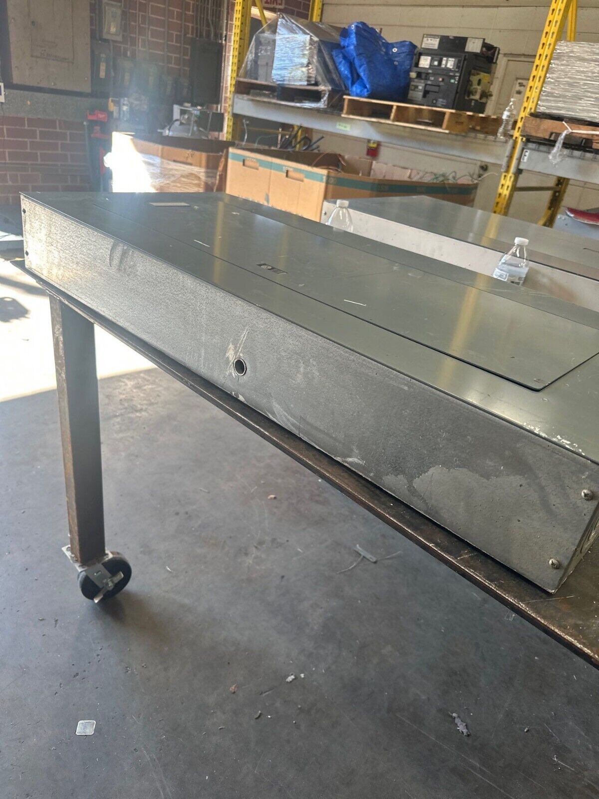 Square D NF Panelboard 250A 600V 3PH 4W MLO 42 Cir Main Lug Panel Indoor Encl P379 Used