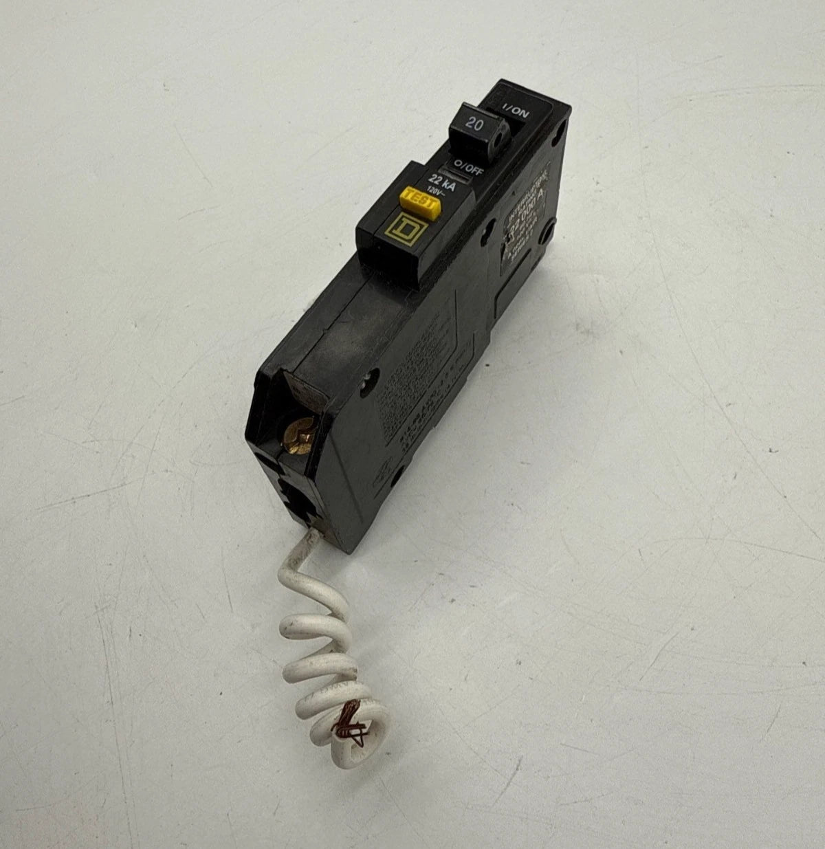 Square D QOB120VHGFI Circuit Breaker 20A 1P 120V QOB 20 Amp 22kA Ground Fault Used