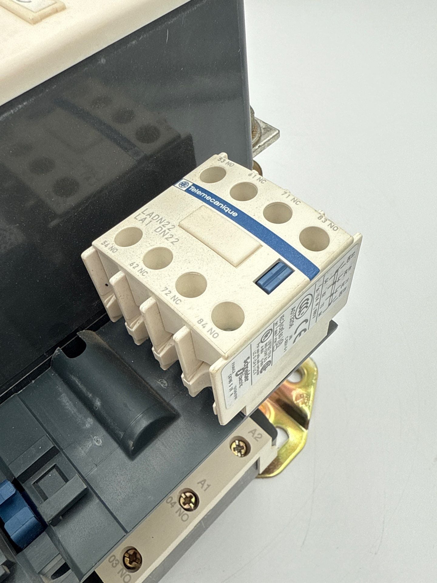 Telemecanque LC1F400 Contactor 500A 3P 1000V LX1FK110 COIL 110/120V LA1DN22 Used