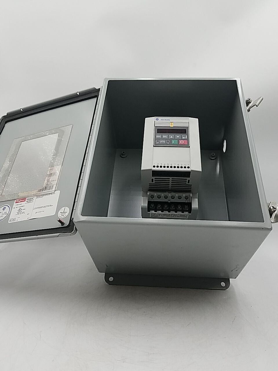 Allen-Bradley 160-AA18NSF1 Used