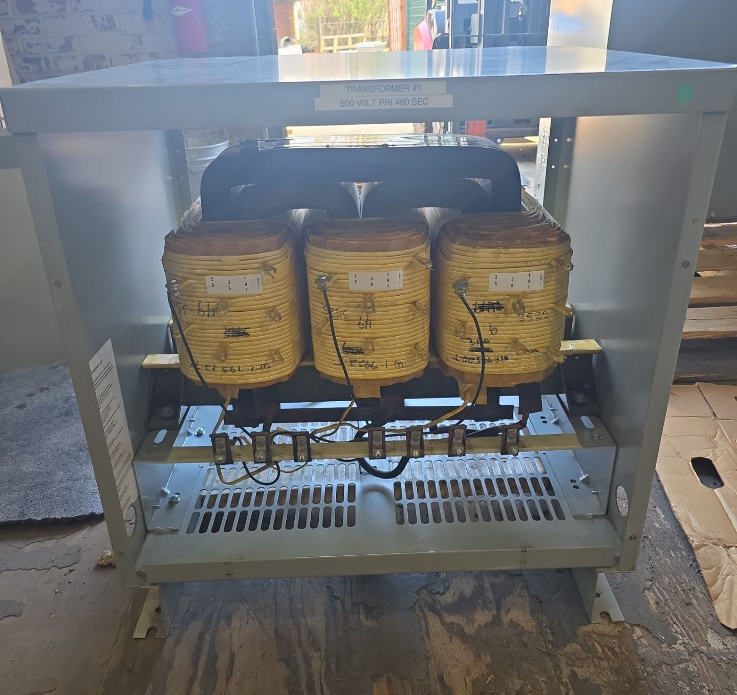 75kVA ACME TP-79522-3S Transformer Pri 600V Sec 480/277V 3PH Encl Type 2 Used