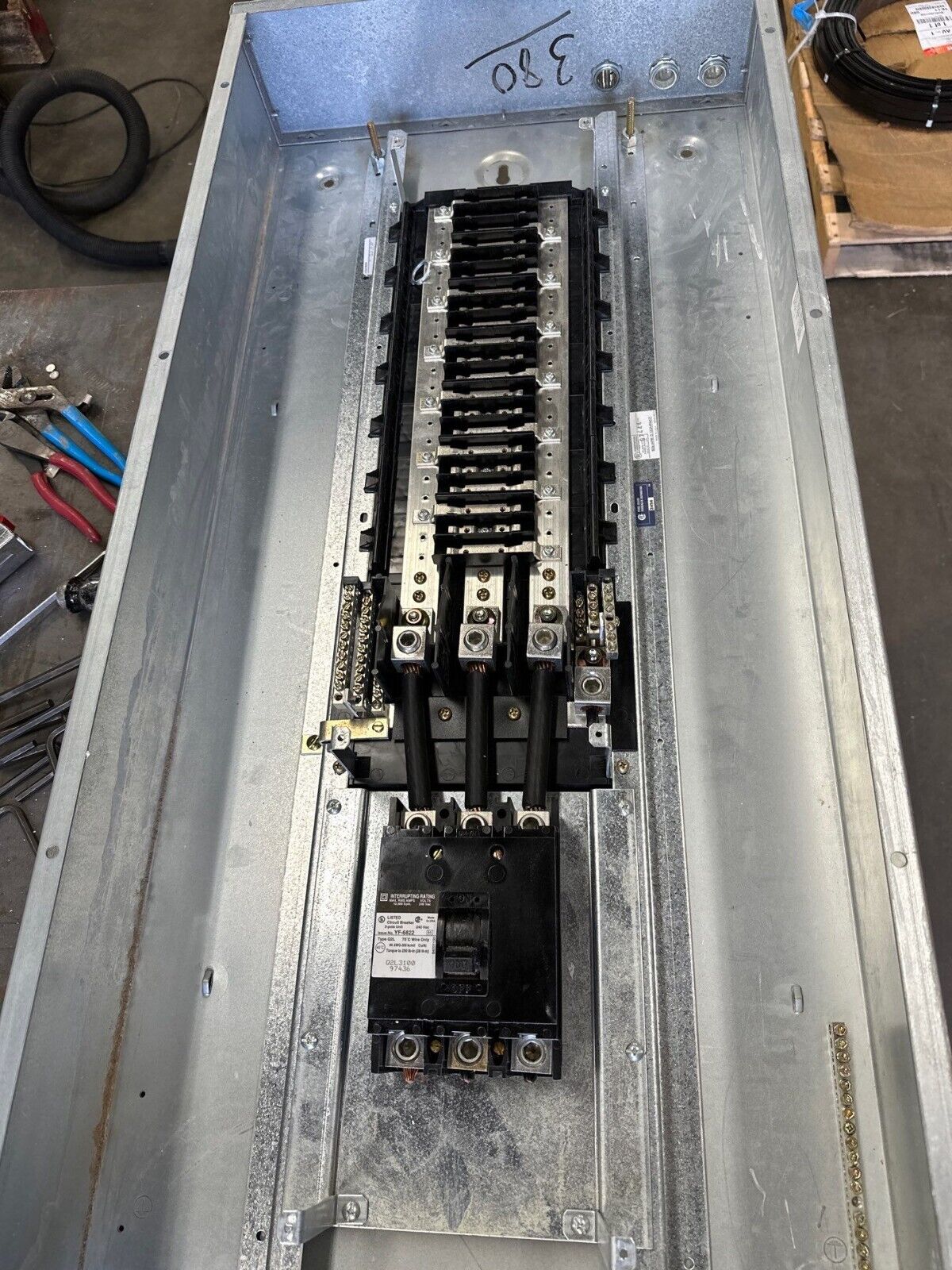 Square D NQOD Panelboard 225A 208/120V 3PH 4W MCB Q2L3100 42 Circuit Indoor Encl P356 Used