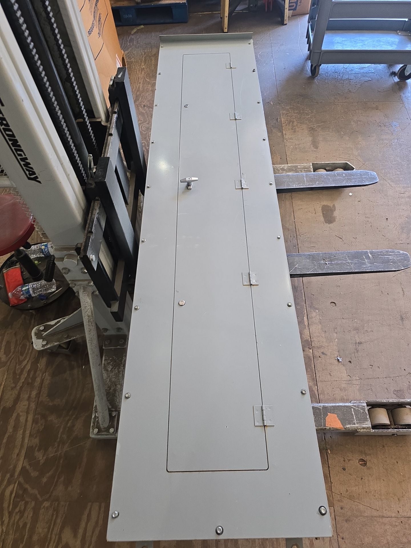 Eaton PRL3A Panelboard 600A 208Y/120V 3PH 4W MLO 3R Encl Outdoor Used