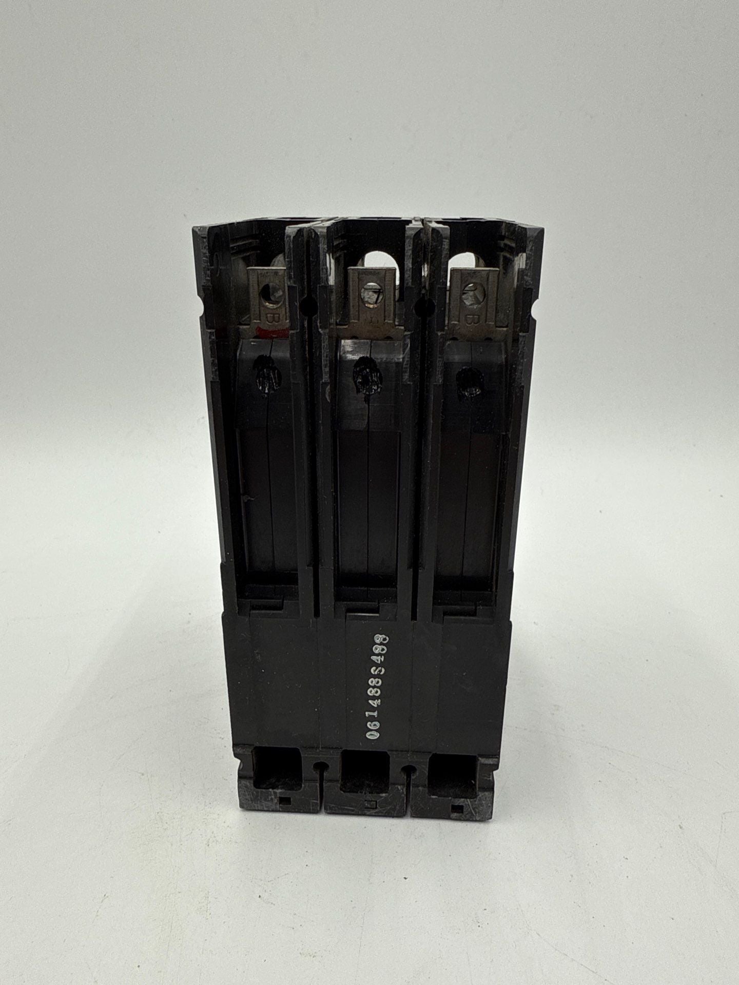 Siemens ITE ED23B040 Circuit Breaker 40A 3P 240V ED2 40 Amp 3 Pole Used