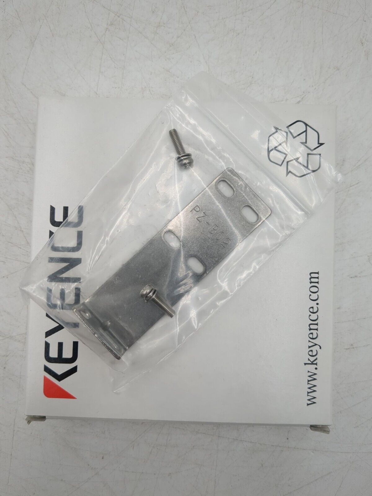 KEYENCE CORP PZ-B02 New
