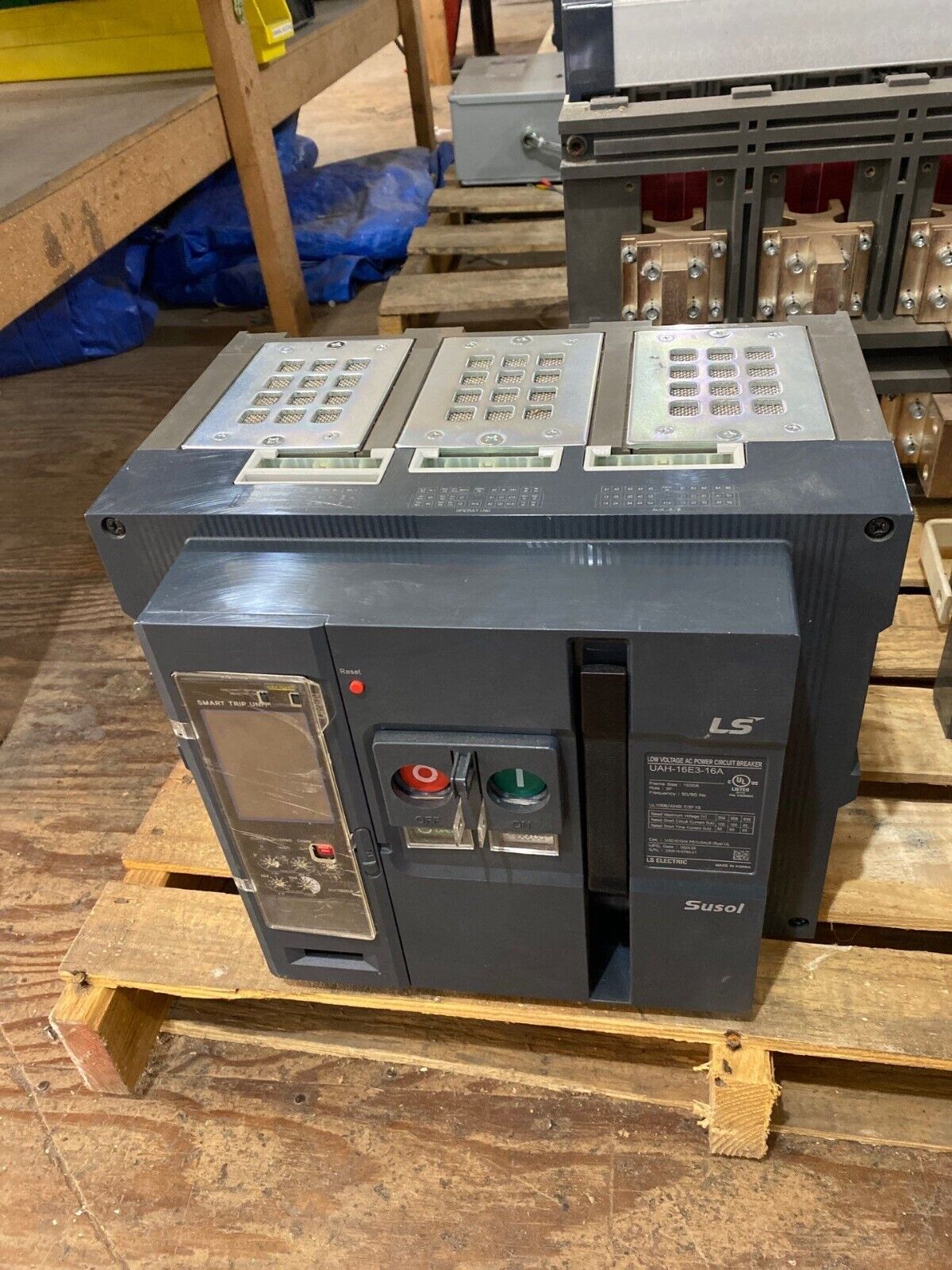 LS Electric UAH-16E3-16A Used