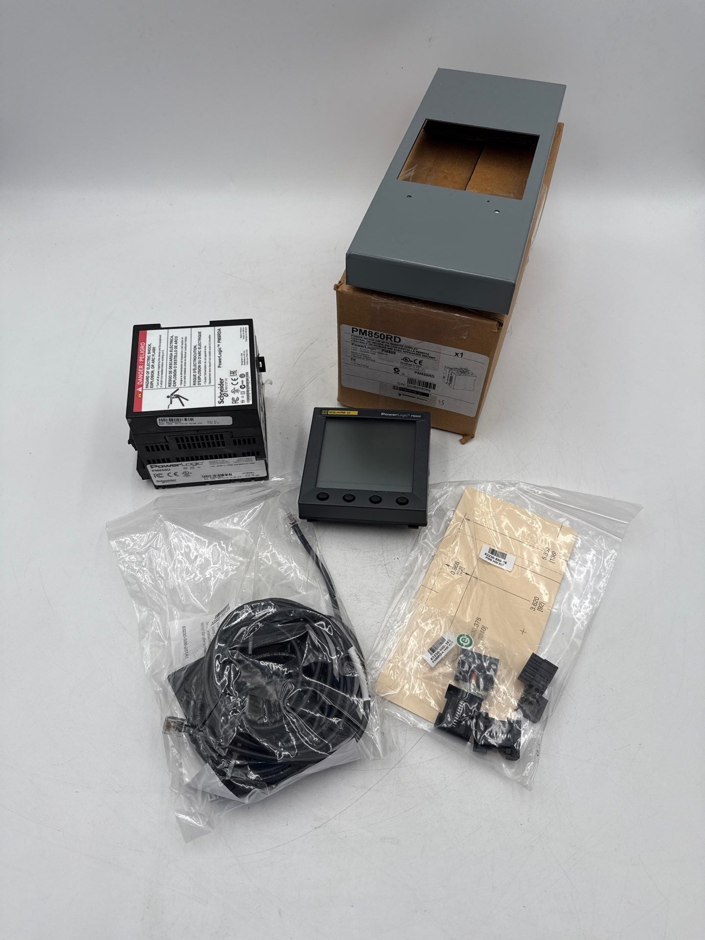 Square D PM850RD PowerLogic PM850U Meter and PM8RDA Remote Display Adapter Used
