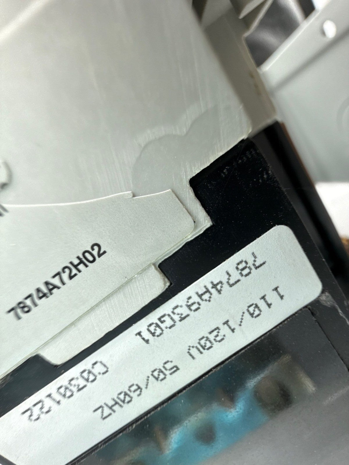 Cutler Hammer ECL04D1A3A Enclosed Lighting Contactor A202K2CAM 3P Coil 110/120V