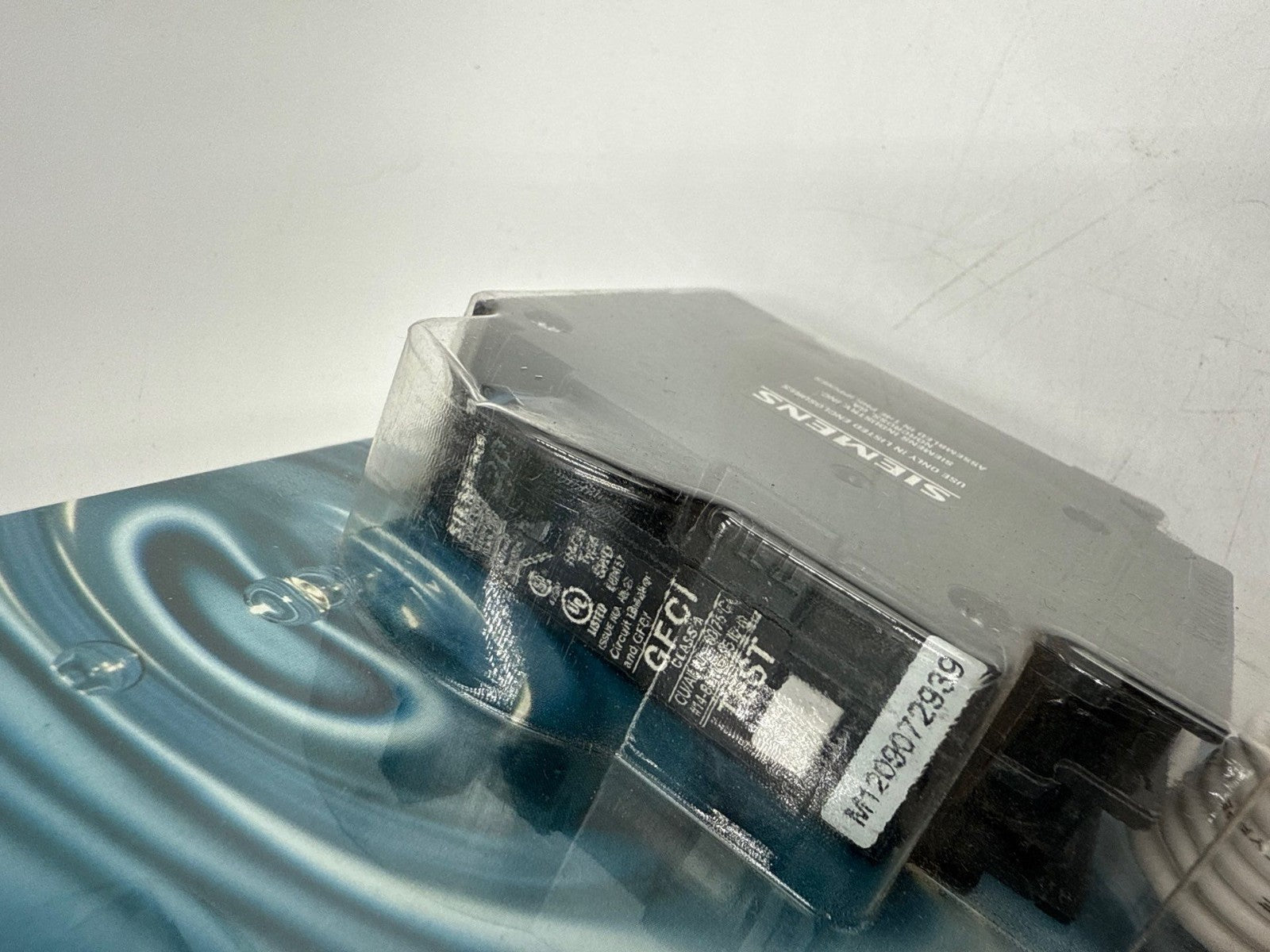 Siemens QF120P Circuit Breaker 20A 1P 120V QPF 20 Amp 1 Pole Ground Fault GFCI New