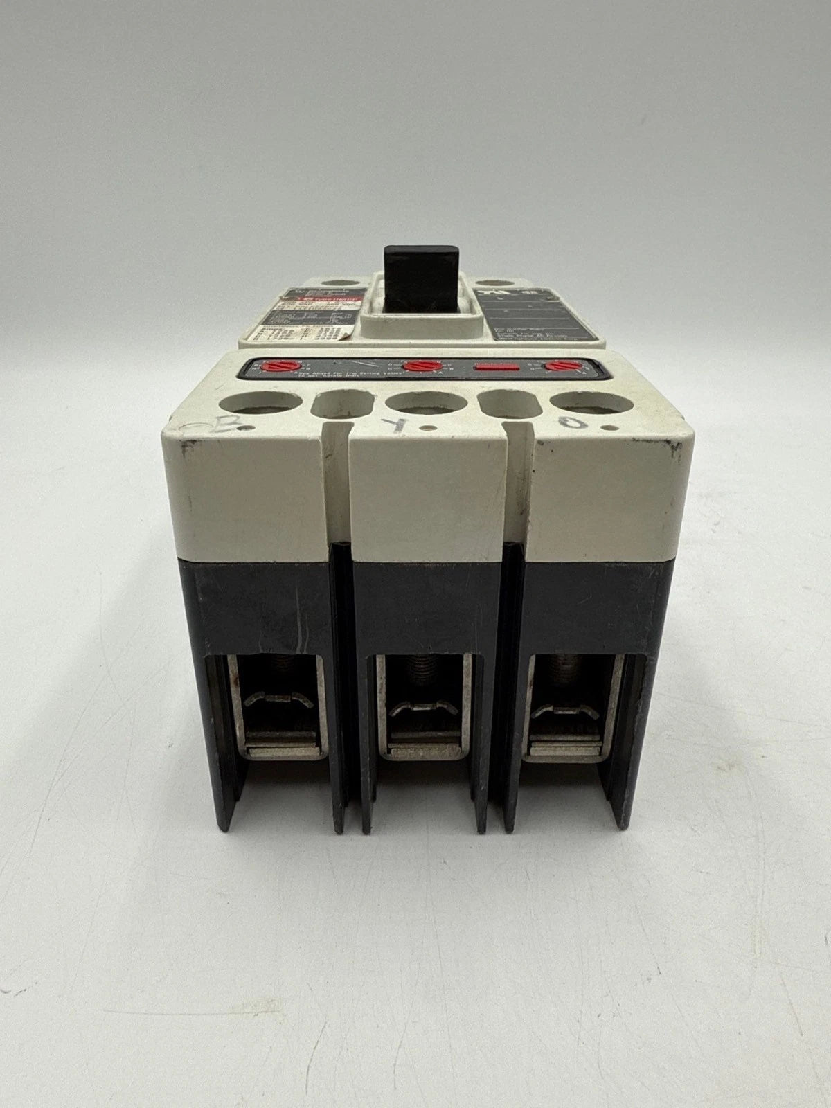 Westinghouse HMCP250W5C Circuit Breaker 250A 3P 600V 3PH HMCP 250 Amp 3 Pole Used