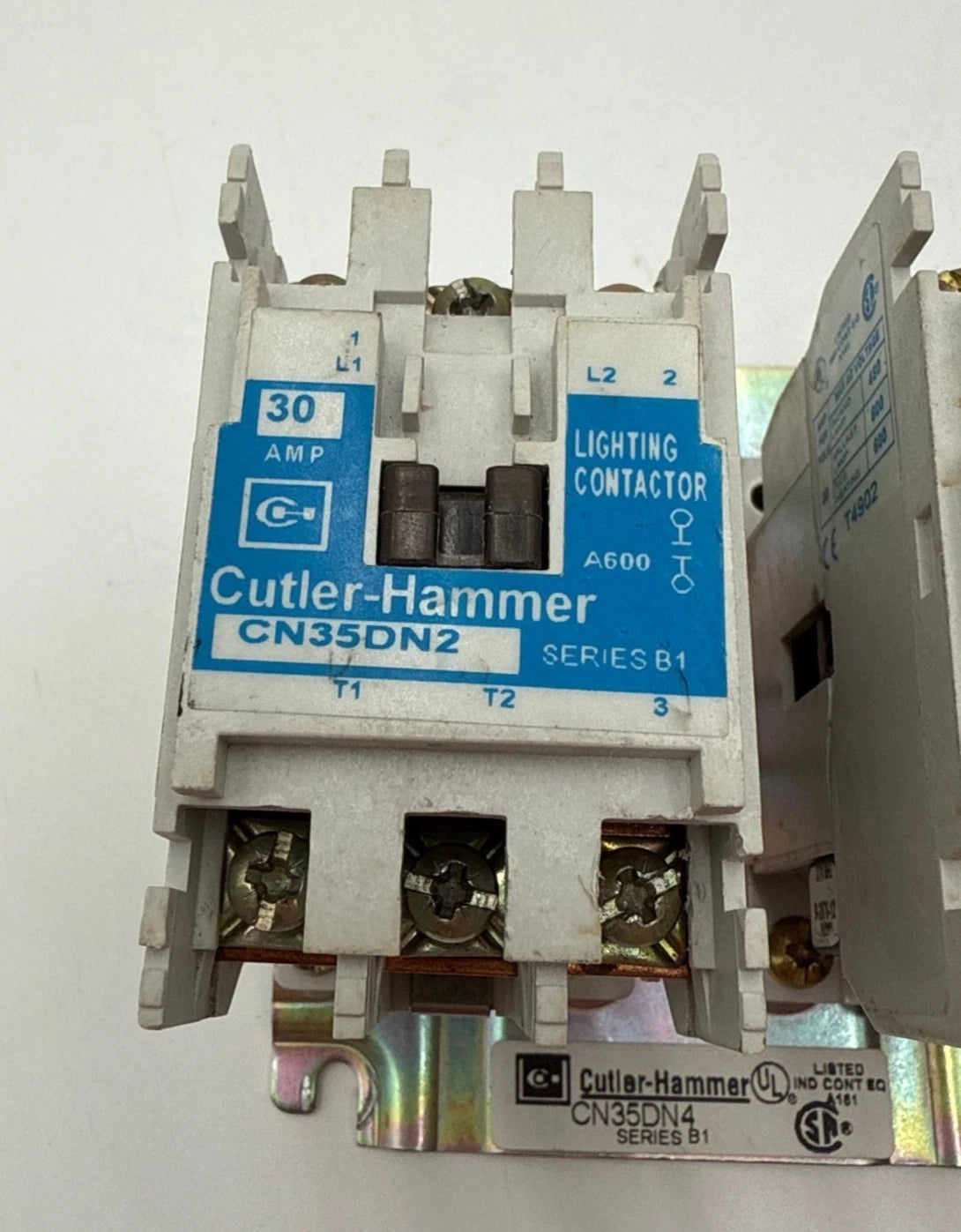 Cutler Hammer CN35DN4 Lighting Contactor 30A 4P 600V Coil 277V CN35DN2 Used