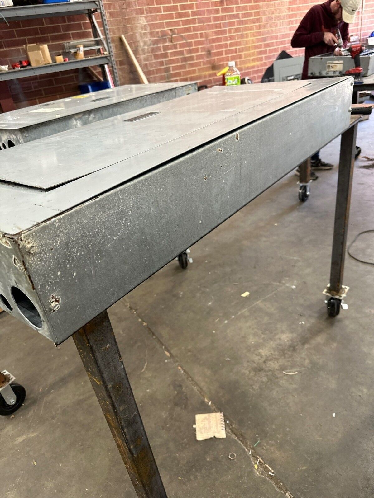 Siemens I2E42MC250C S2 Panelboard 250A 480/277V 3PH 4W Indoor Encl FXD63B200 P393 Used