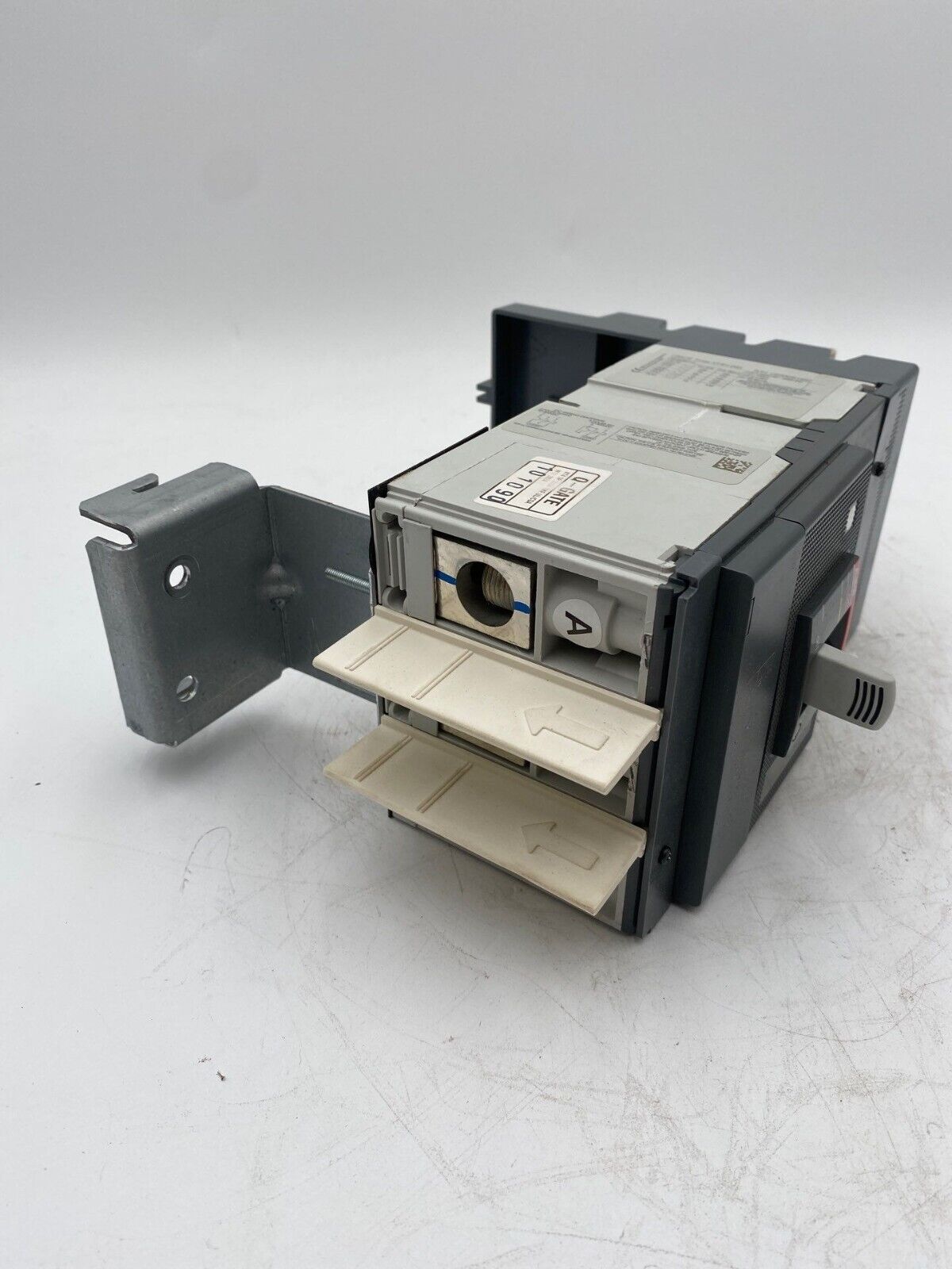 ABB XT4HU3200AYJ000XXX New