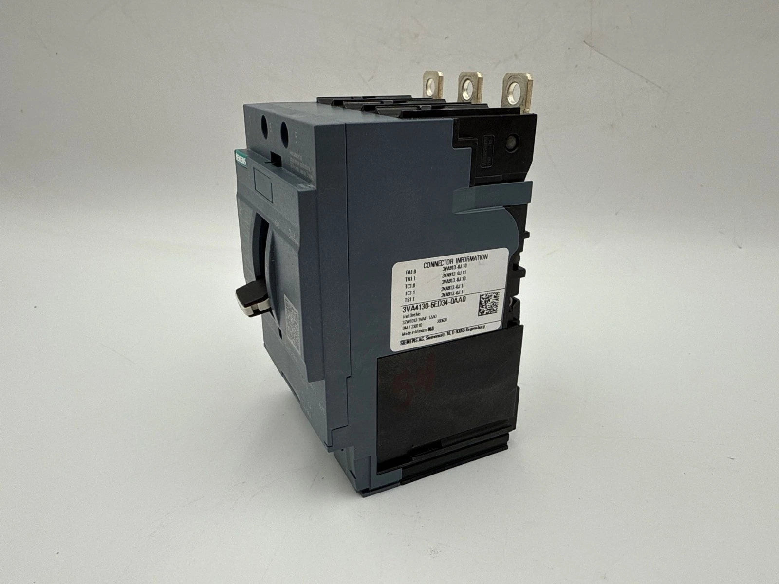 Siemens 3VA4130-6ED34-0AA0 Circuit Breaker 30A 3P 600V 3VA Bolt On 30 Amp 3 Pole New
