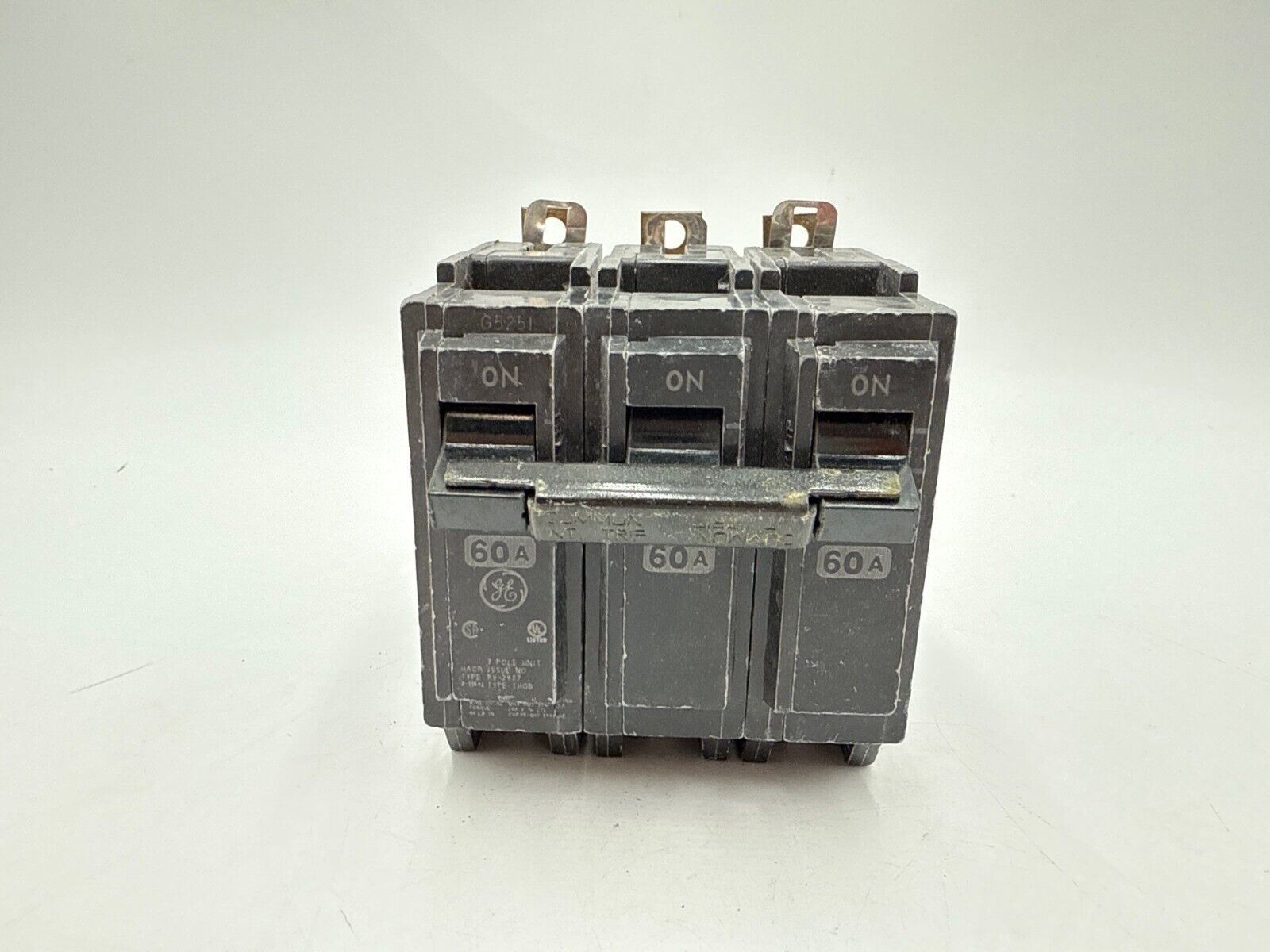 GE THQB32060 Used