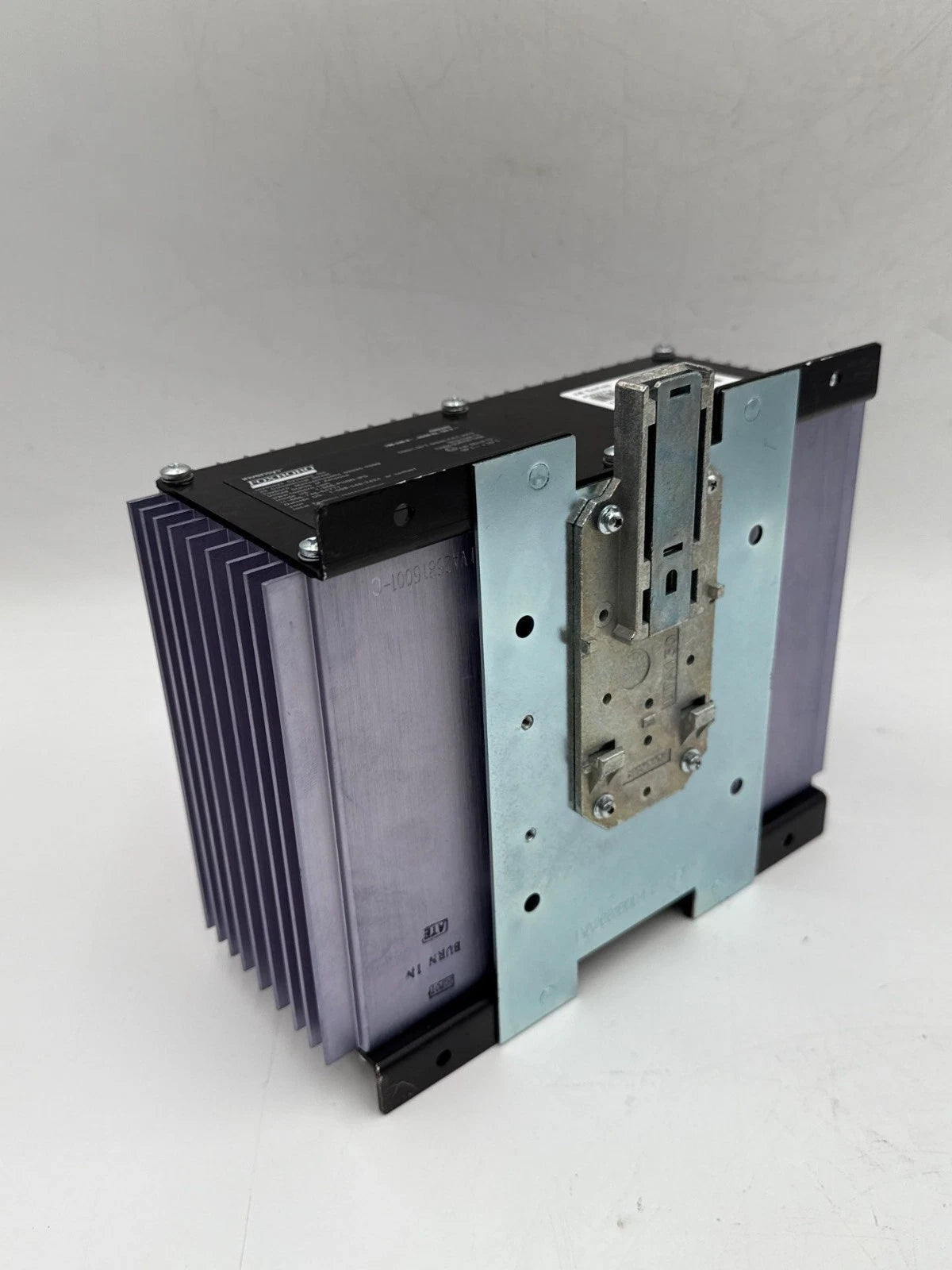 Invensys Foxboro P0922YU FPS400-24 Power Supply I/A Series Rev G 24VDC 6 Output Used