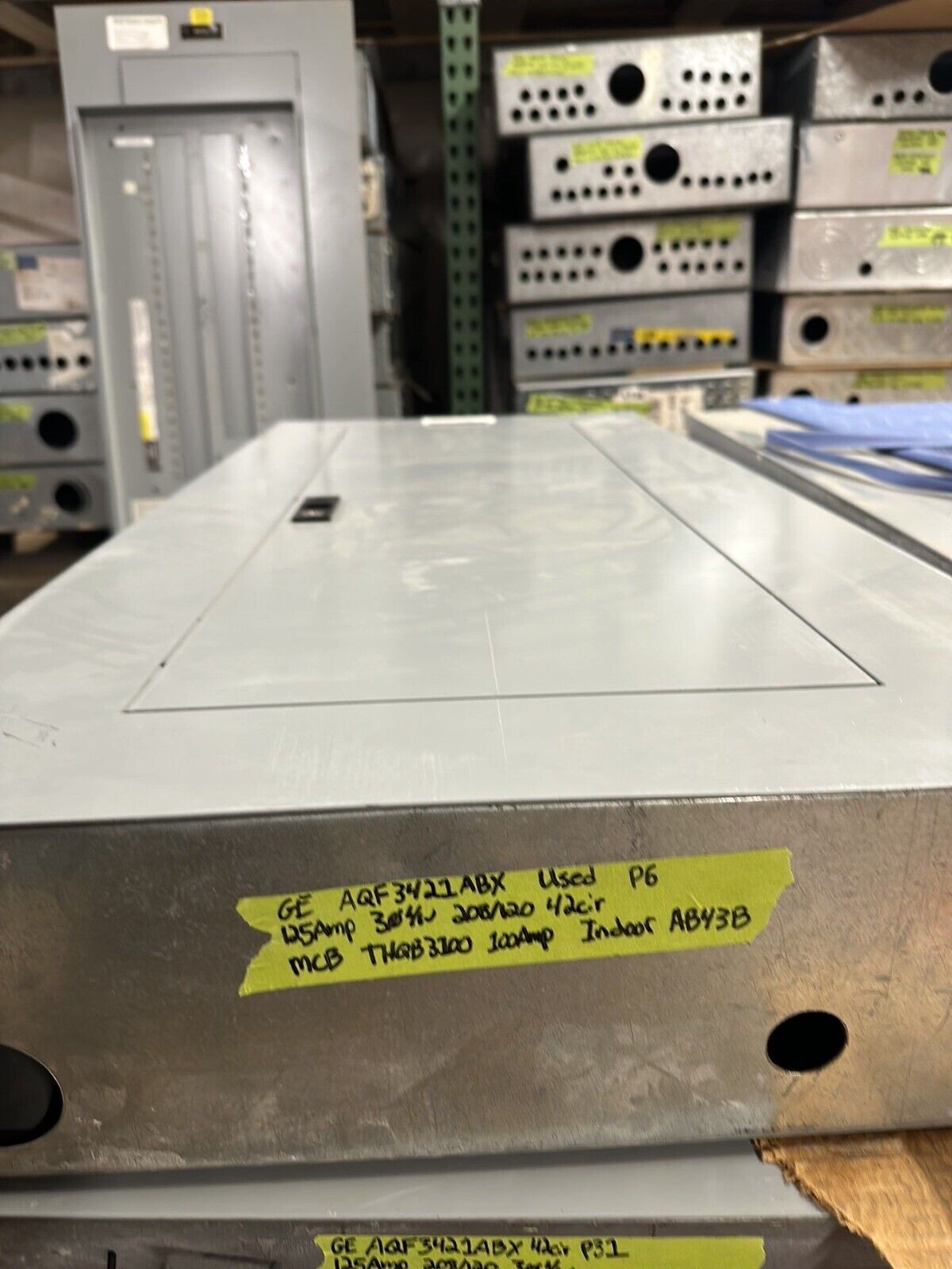 GE AQF3421ABX Panelboard 125A 208Y/120V 3PH 4W 42 CIR MCB THQB32100 Indoor Encl P006 Used