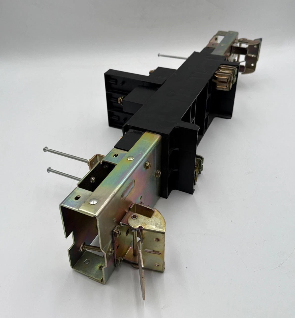 GE AMC4SE APN Circuit Breaker Module 300A 600V Max 4 Pole TEB TED THED SEDA SELA Used