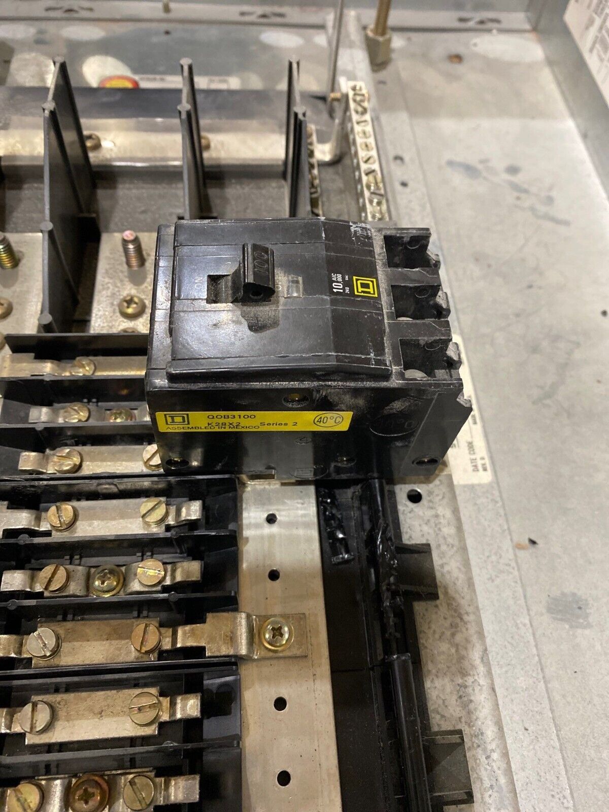 Square D NQOD Panelboard 100A 208/120V 3PH 4W 42 Circuit Indoor Encl MCB QOB3100 P648 Used