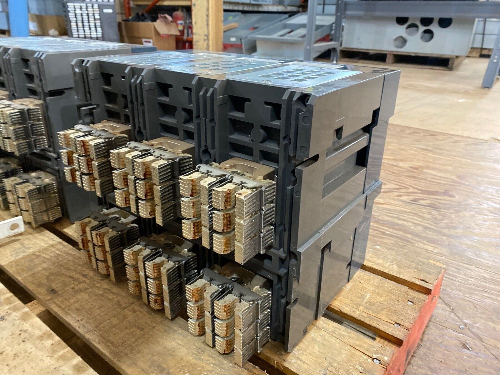 LS Electric UAH-16E3-16A Used