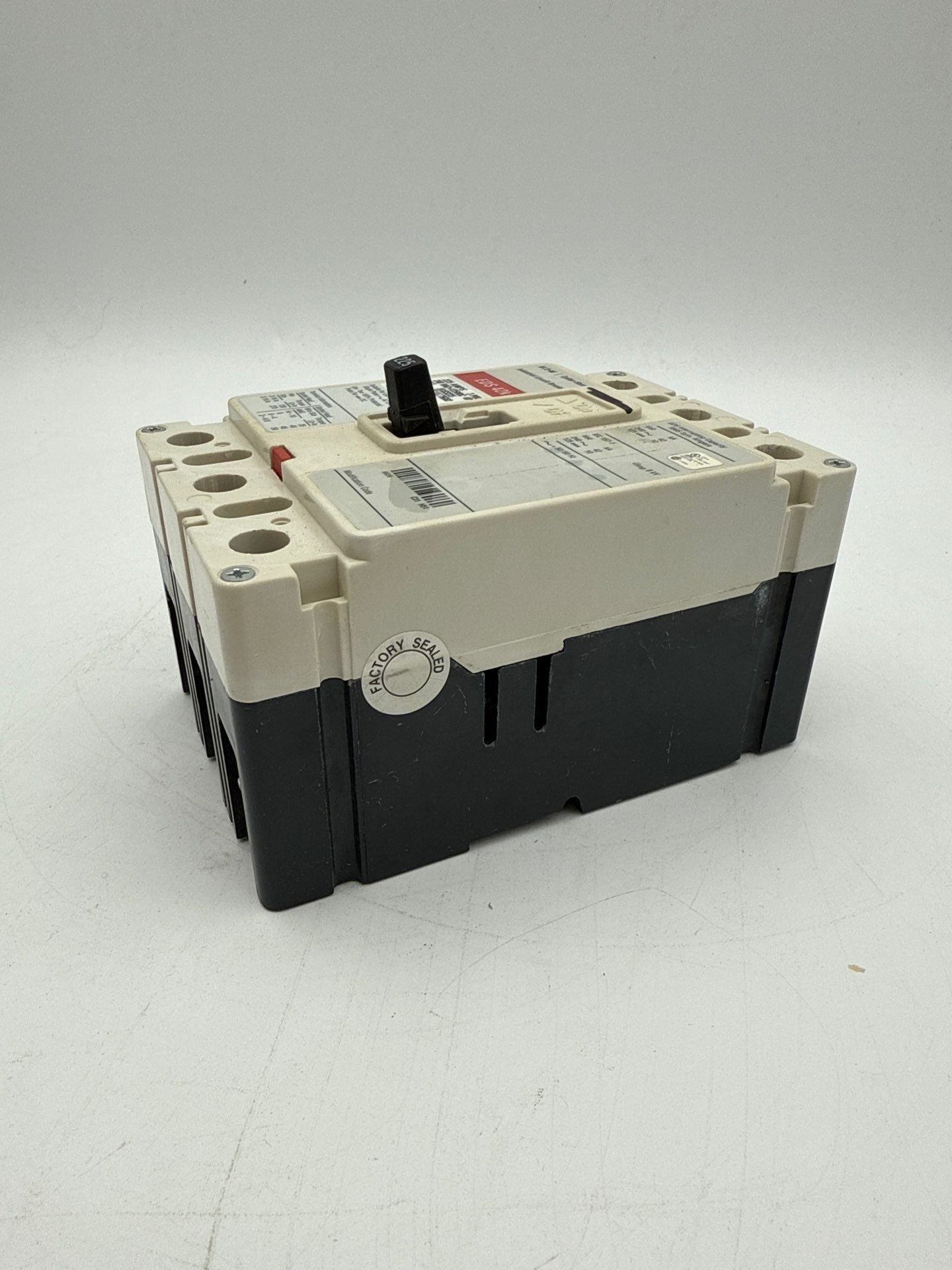 Eaton EDS3225 Circuit Breaker 225A 3P 240V 3PH EDS 42K 225 Amp 3 Pole Used