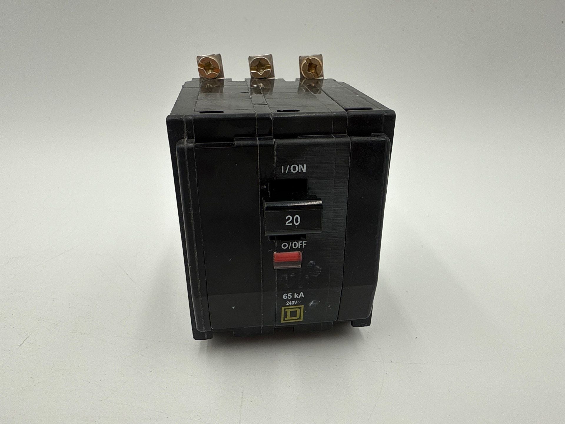 Square D QHB320 Circuit Breaker 20A 3P 120/240V 65kA Bolt On 20 Amp 3 Pole QOB New